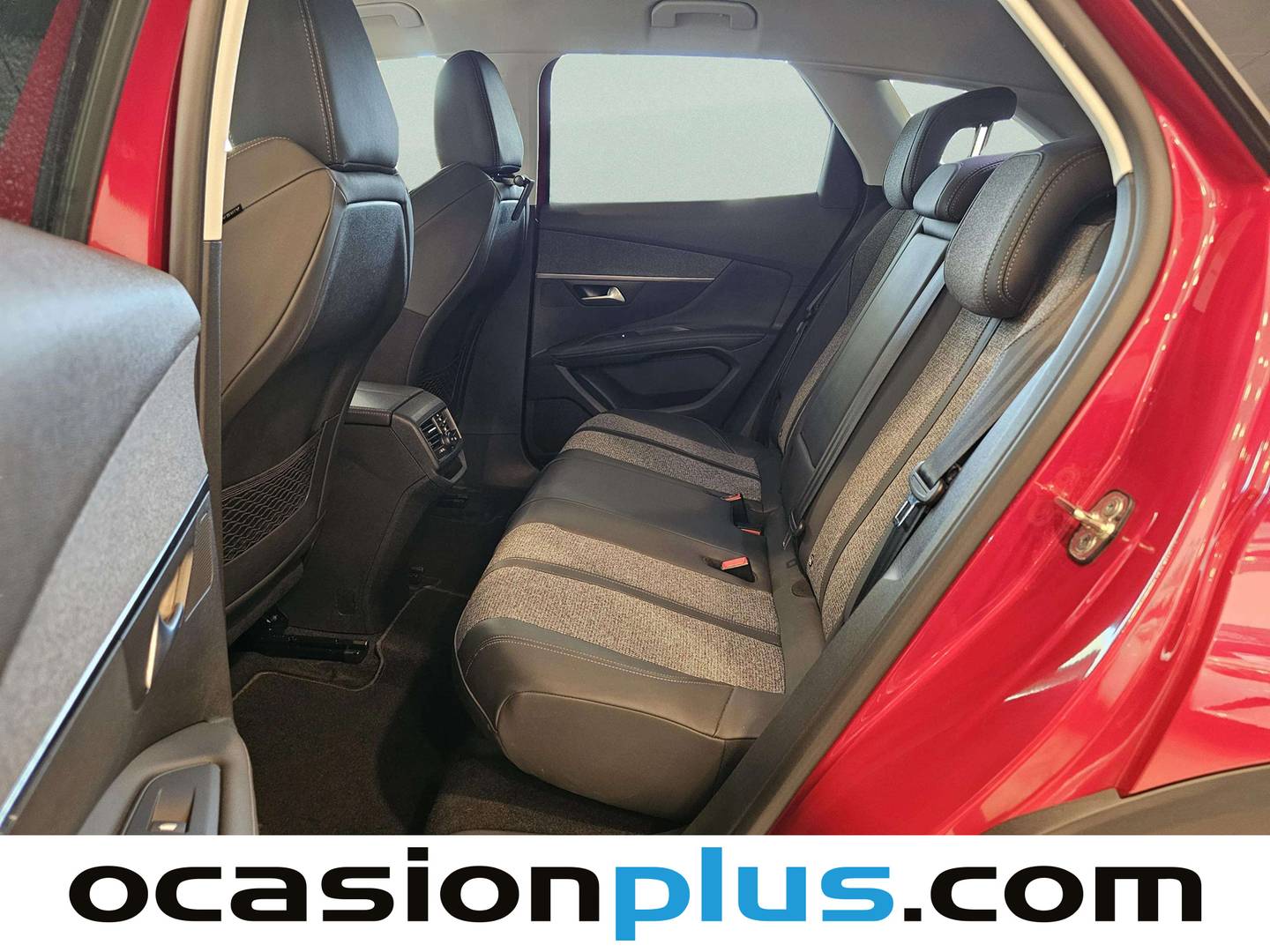 Foto asientos traseros Peugeot 3008 Peugeot 3008 PureTech 130 S&S Allure (130 CV)