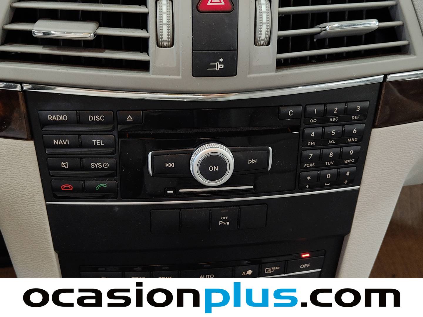 Foto Mercedes Clase E Mercedes-Benz Clase E E 200 CGI Coupe Blue Efficiency Avantgarde (184 CV)