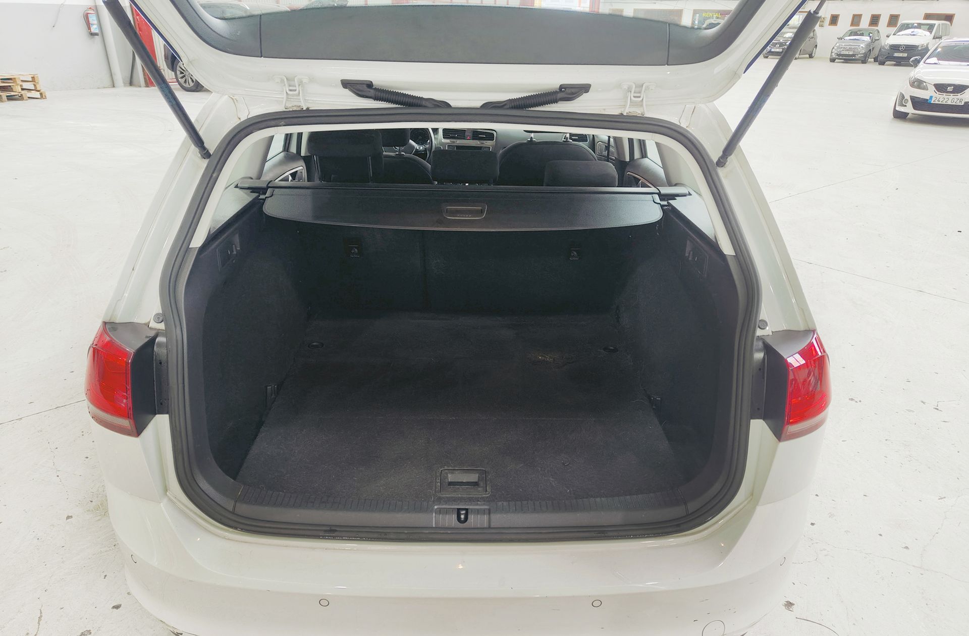 Volkswagen Golf Variant Special Edition 1.2 TSI BMT - foto 13