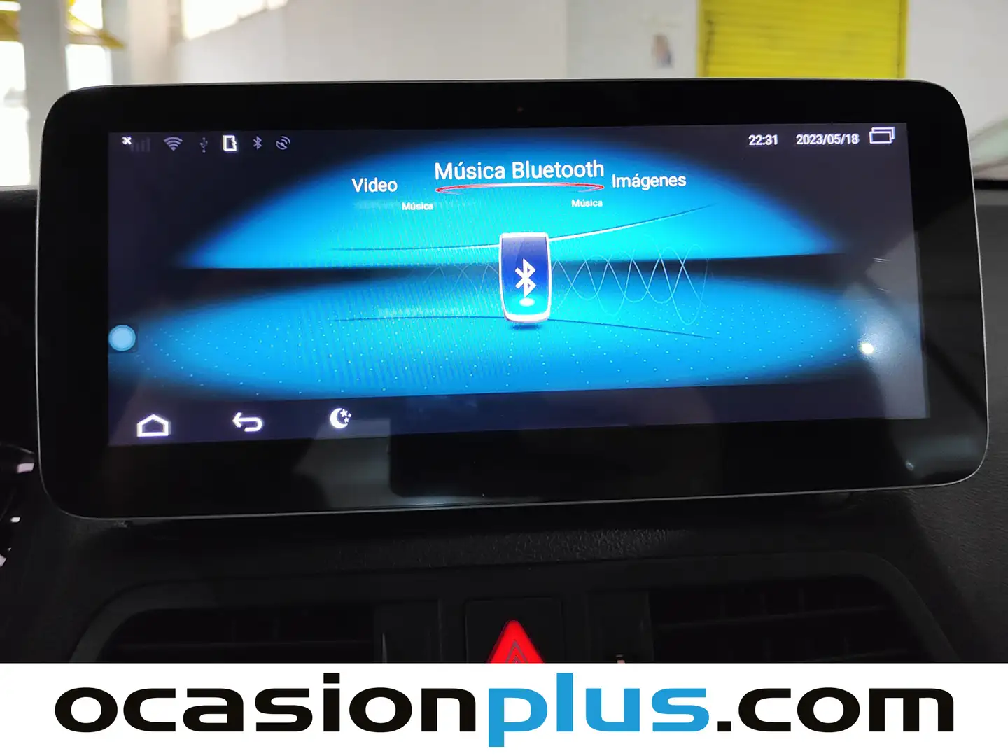 Foto Mercedes Clase E Mercedes-Benz Clase E E 220 CDI Coupe Blue Efficiency Avantgarde (170 CV) Paquete AMG