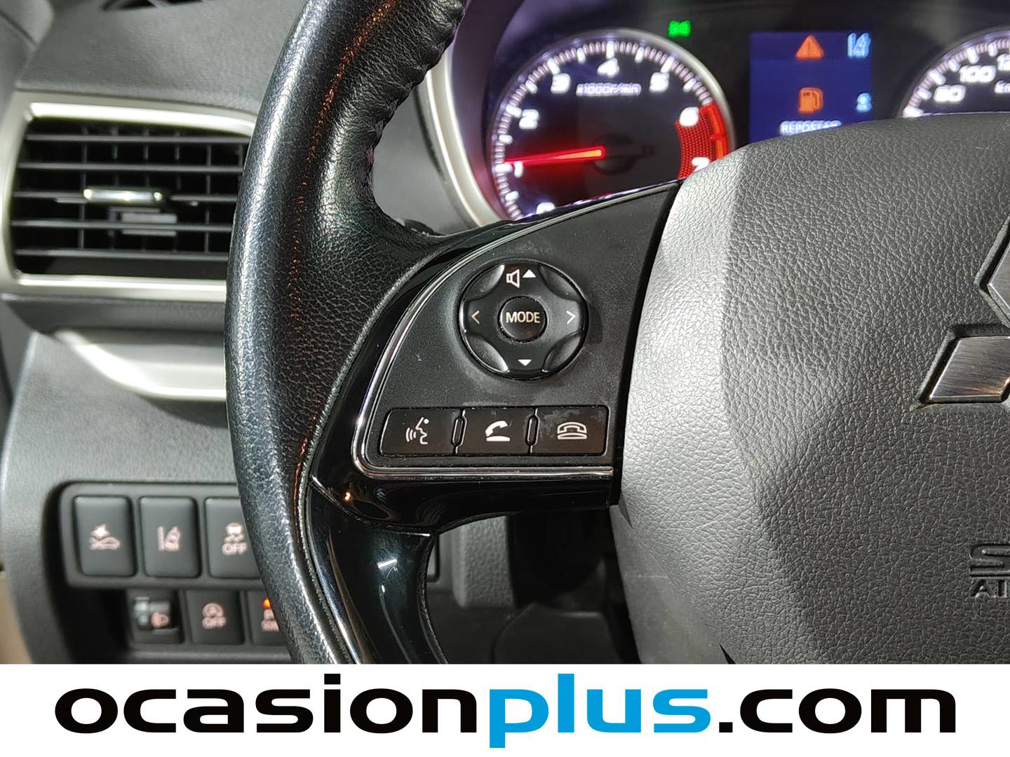 Foto Mitsubishi Eclipse Cross Mitsubishi Eclipse Cross 150T Motion 2WD (163 CV)