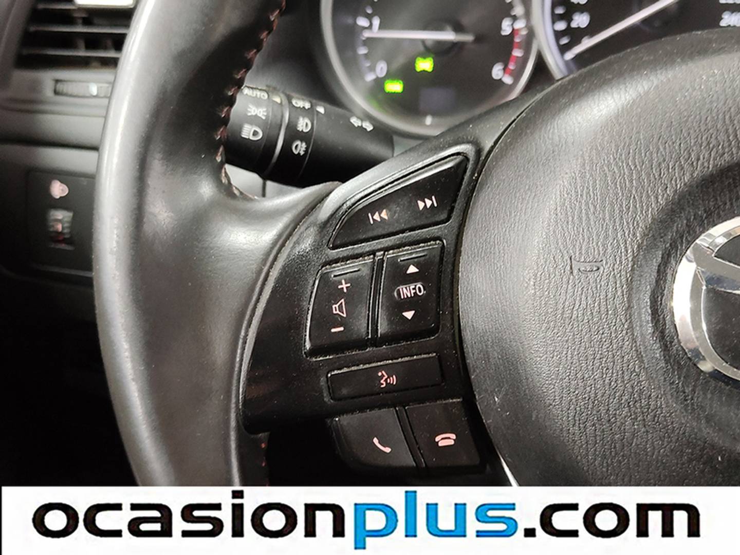 Foto Mazda CX-5 Mazda CX-5 2.2 DE Luxury + Premium (CB) 4WD (150 CV)