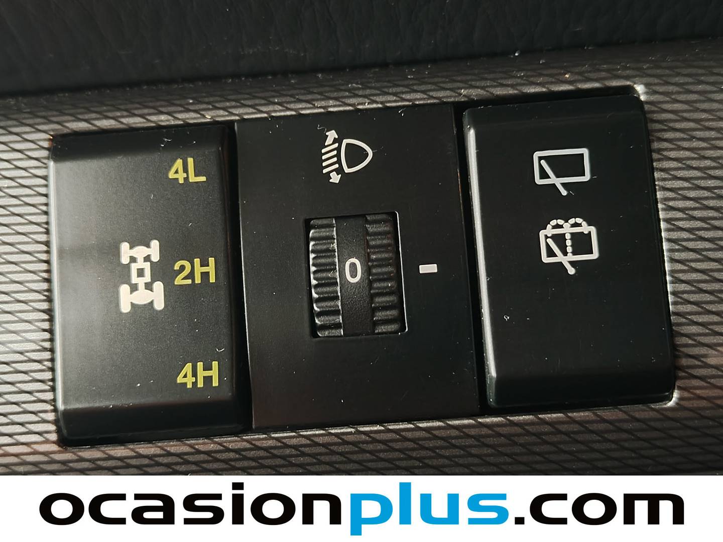 Acabados SsangYong Rodius SsangYong Rodius 2.0 e-Xdi Limited 4x4 Auto (155 CV) 7 Plazas