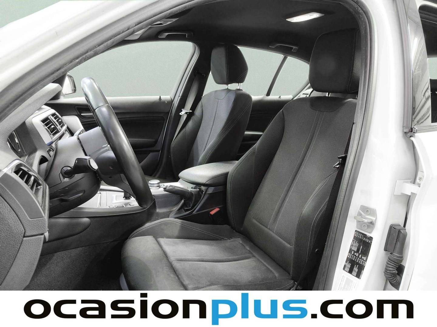 Foto asientos delanteros BMW Serie 1 BMW Serie 1 120i Pack M (184 CV)