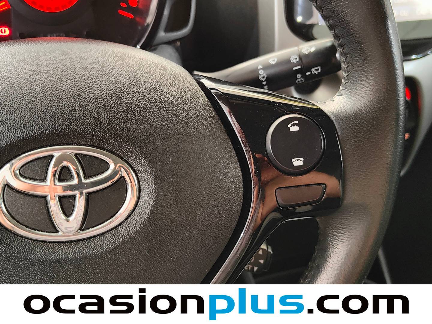 Toyota Aygo Toyota Aygo 1.0 70 x-play (69 CV) seminuevo