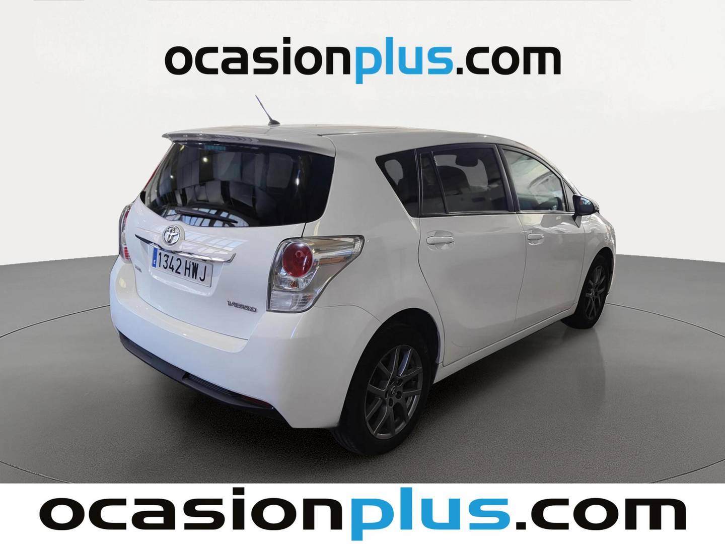 Foto trasera Toyota Verso Toyota Verso 130 Advance (132 CV) derecha