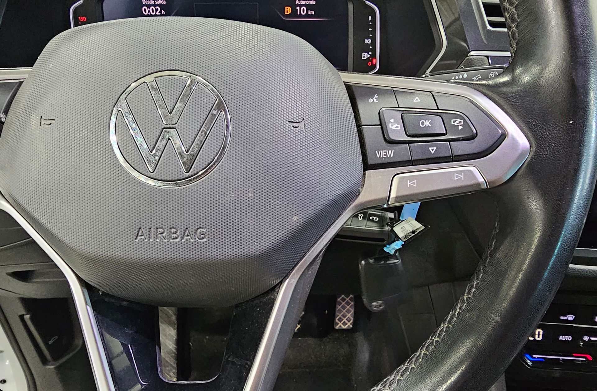 Volkswagen Tiguan Life 2.0 TDI DSG - foto 32