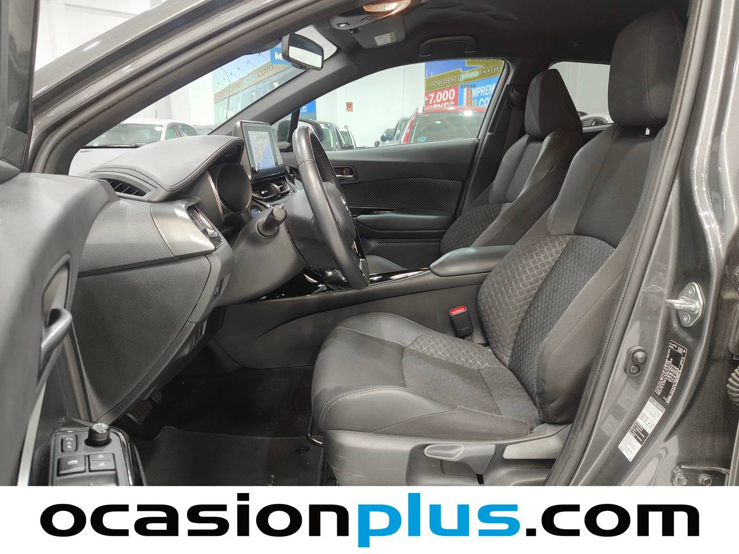 Foto asientos delanteros Toyota C-HR Toyota C-HR 1.8 125H Advance (122 CV)