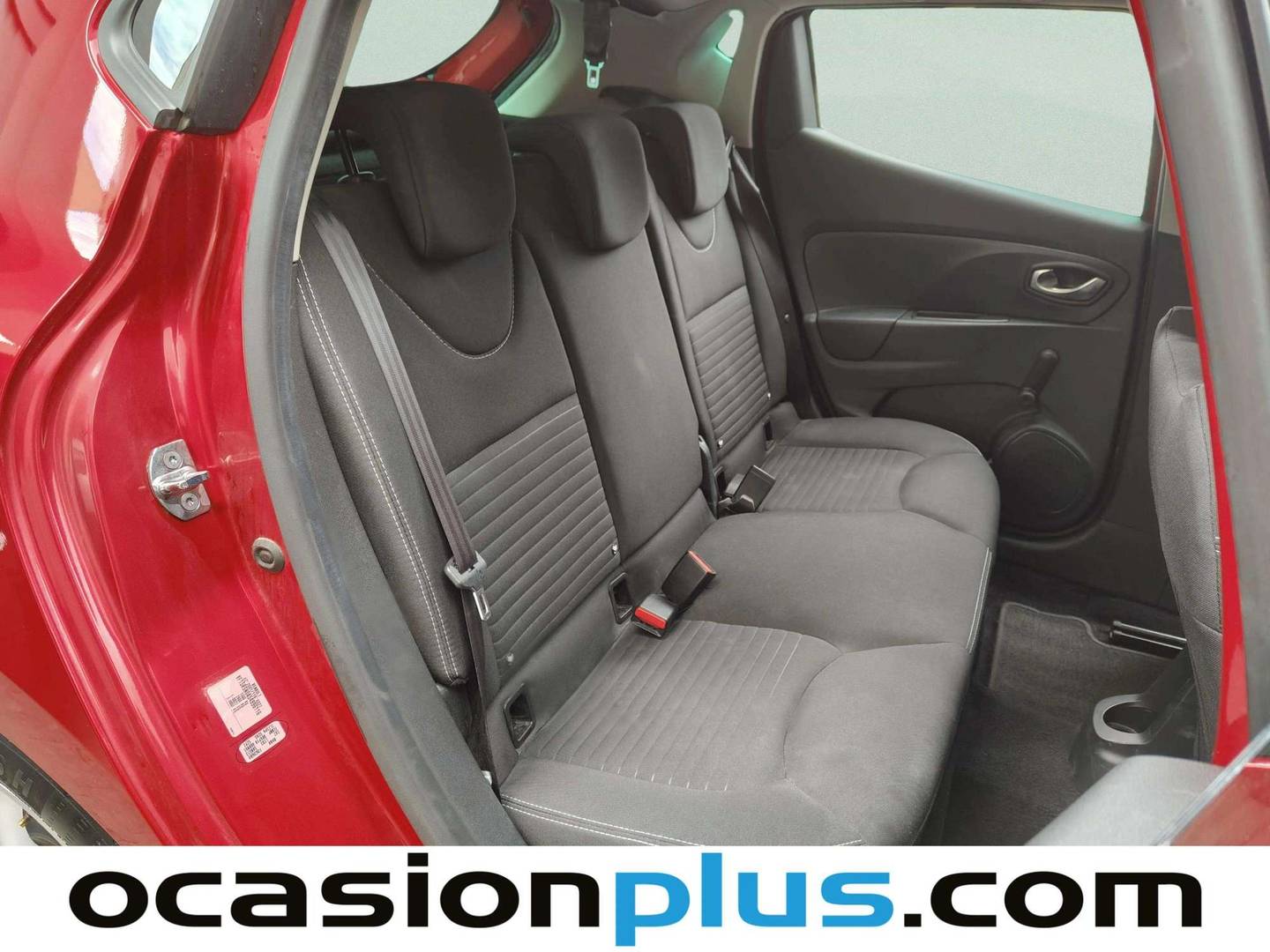 Foto asientos traseros Renault Clio Renault Clio Limited 1.2 16v (75 CV)