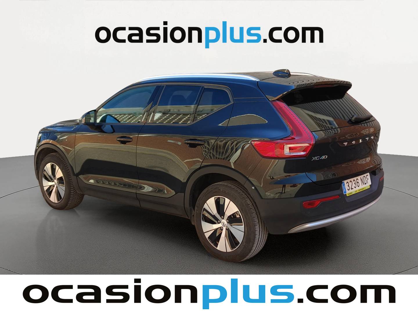 Foto trasera Volvo XC40 Volvo XC40 B3 G Core Auto (163 CV) izquierda
