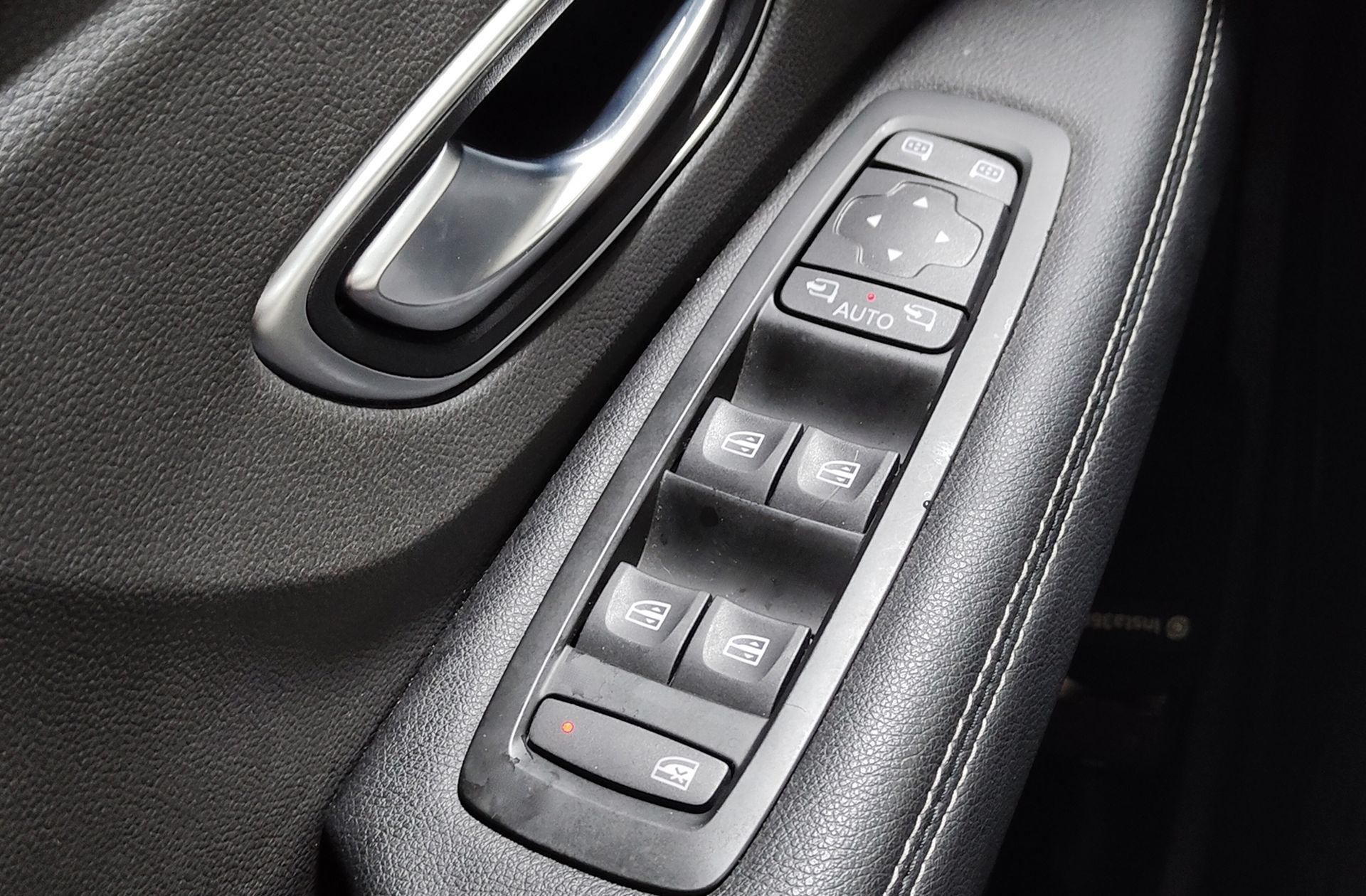 Renault Scénic Zen TCe GPF EDC - foto 35