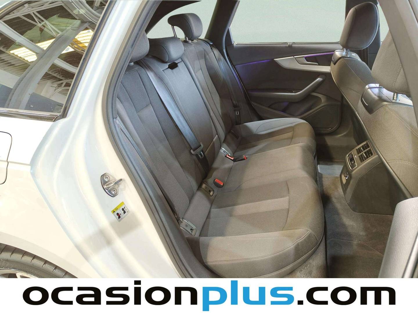 Foto Audi A4 Audi A4 Avant Black line edition 2.0 TDI (150 CV) S tronic