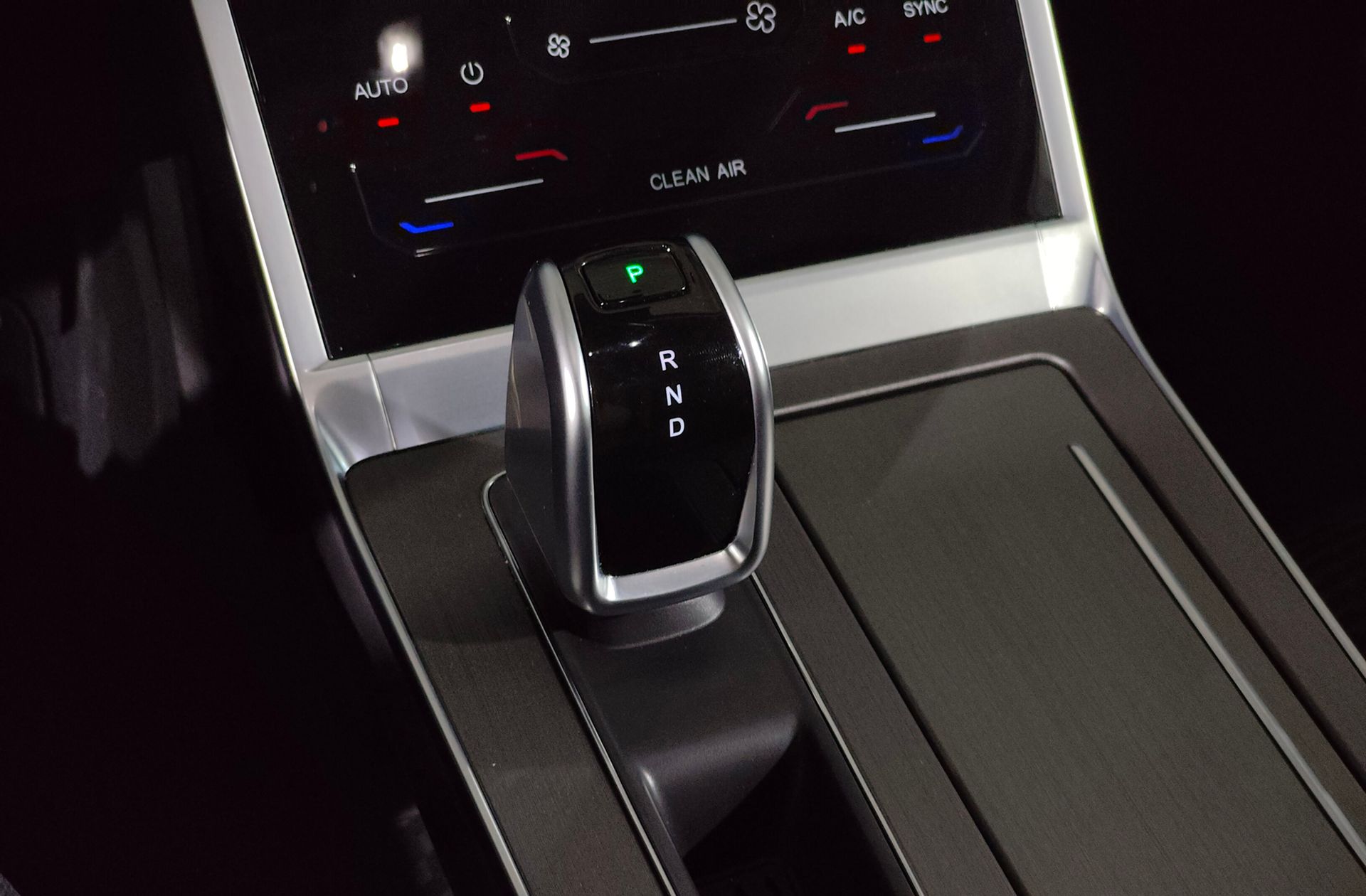 Ebro s400 1.5 DHE HEV Premium CVT - foto 5