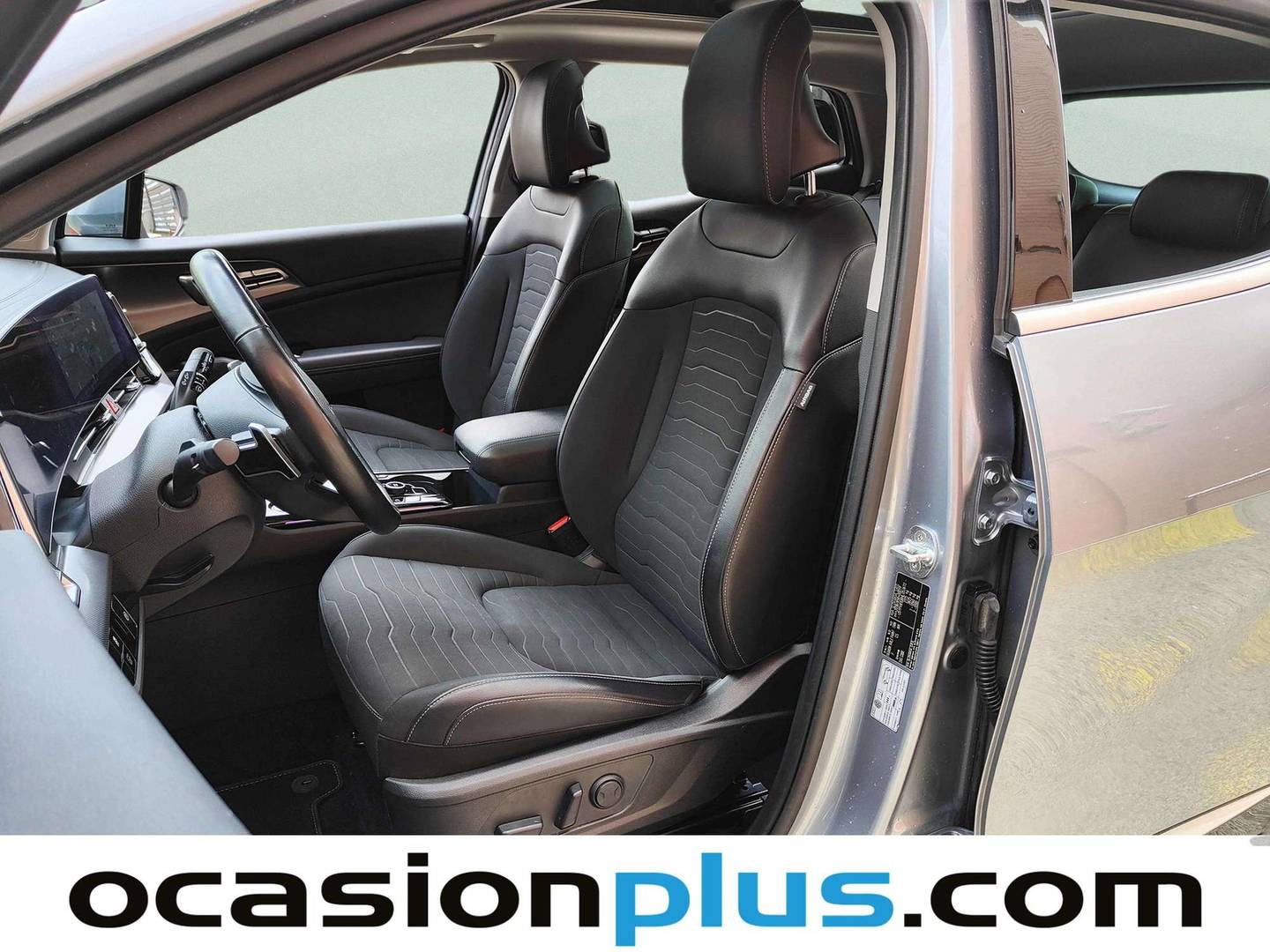 Foto KIA Sportage Kia Sportage 1.6 T-GDi HEV Tech 4x2 (230 CV)