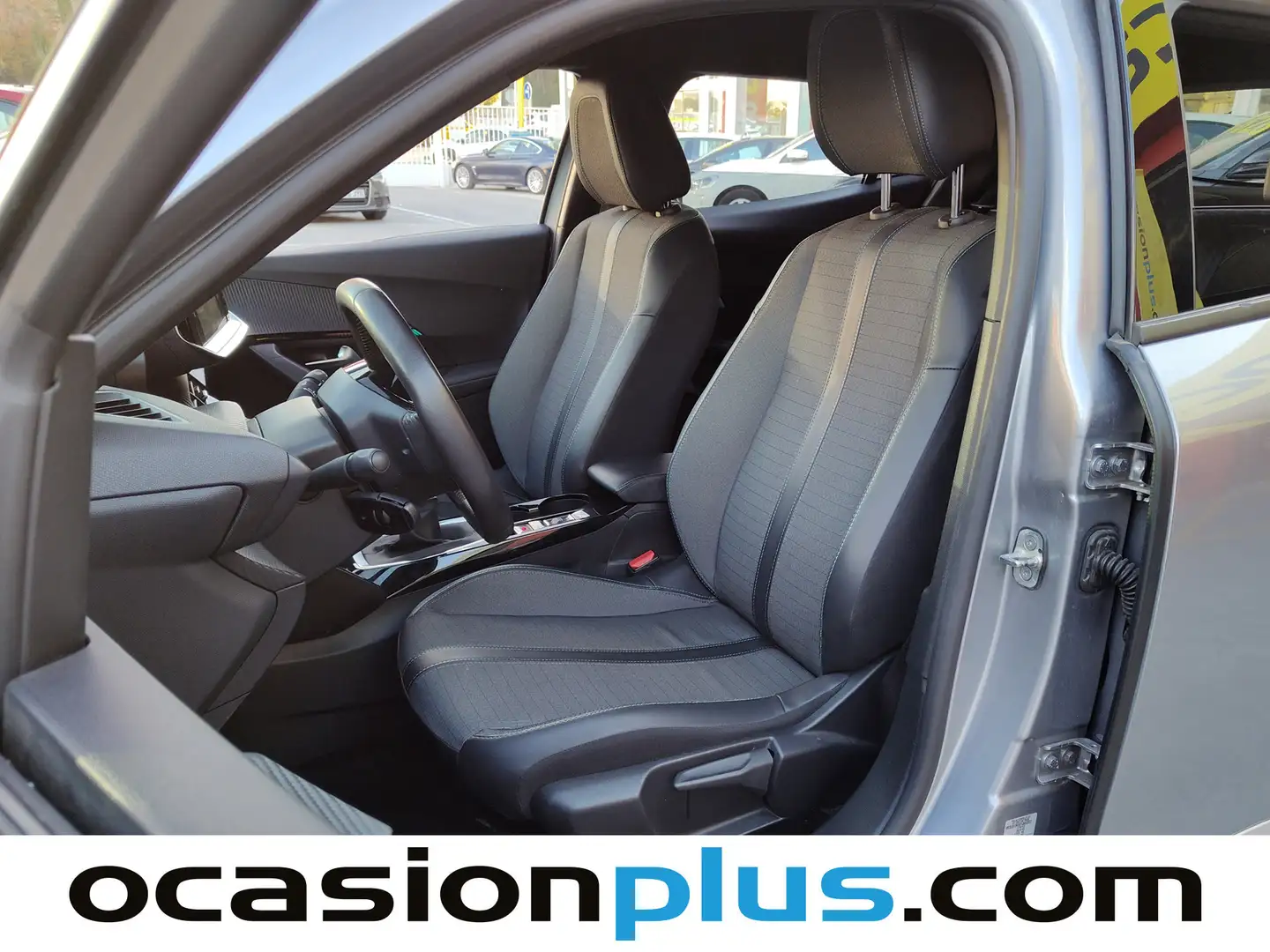 Foto Peugeot 2008 Peugeot 2008 PureTech 100 S&S Allure  (100 CV)