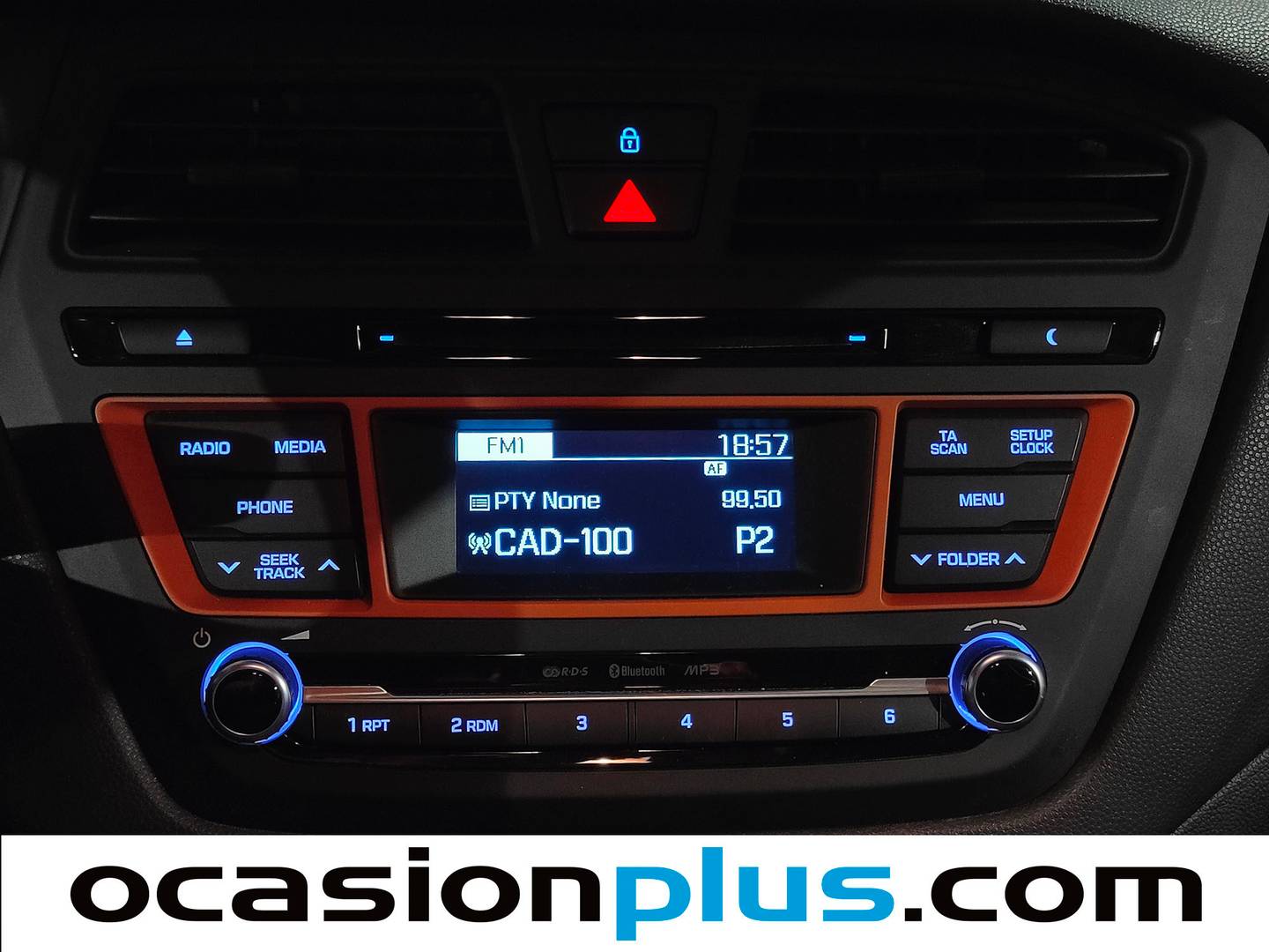 Paquetes del Hyundai i20 Hyundai i20 1.4 CRDI Tecno Orange (90 CV)