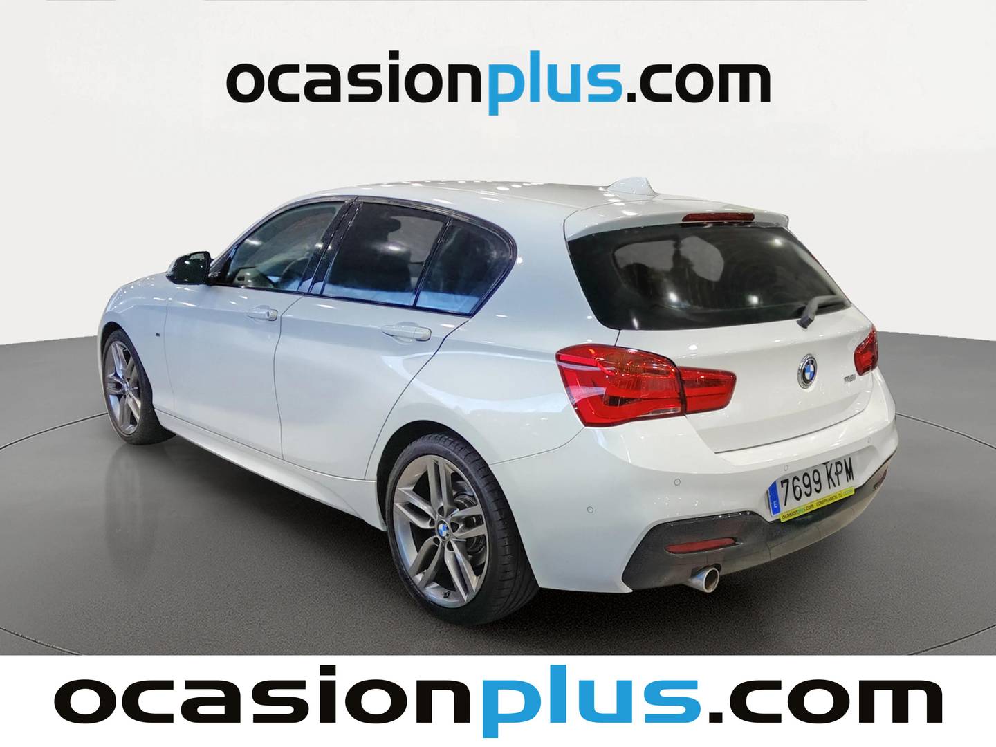 Foto trasera BMW Serie 1 BMW Serie 1 118i (136 CV) Pack M izquierda