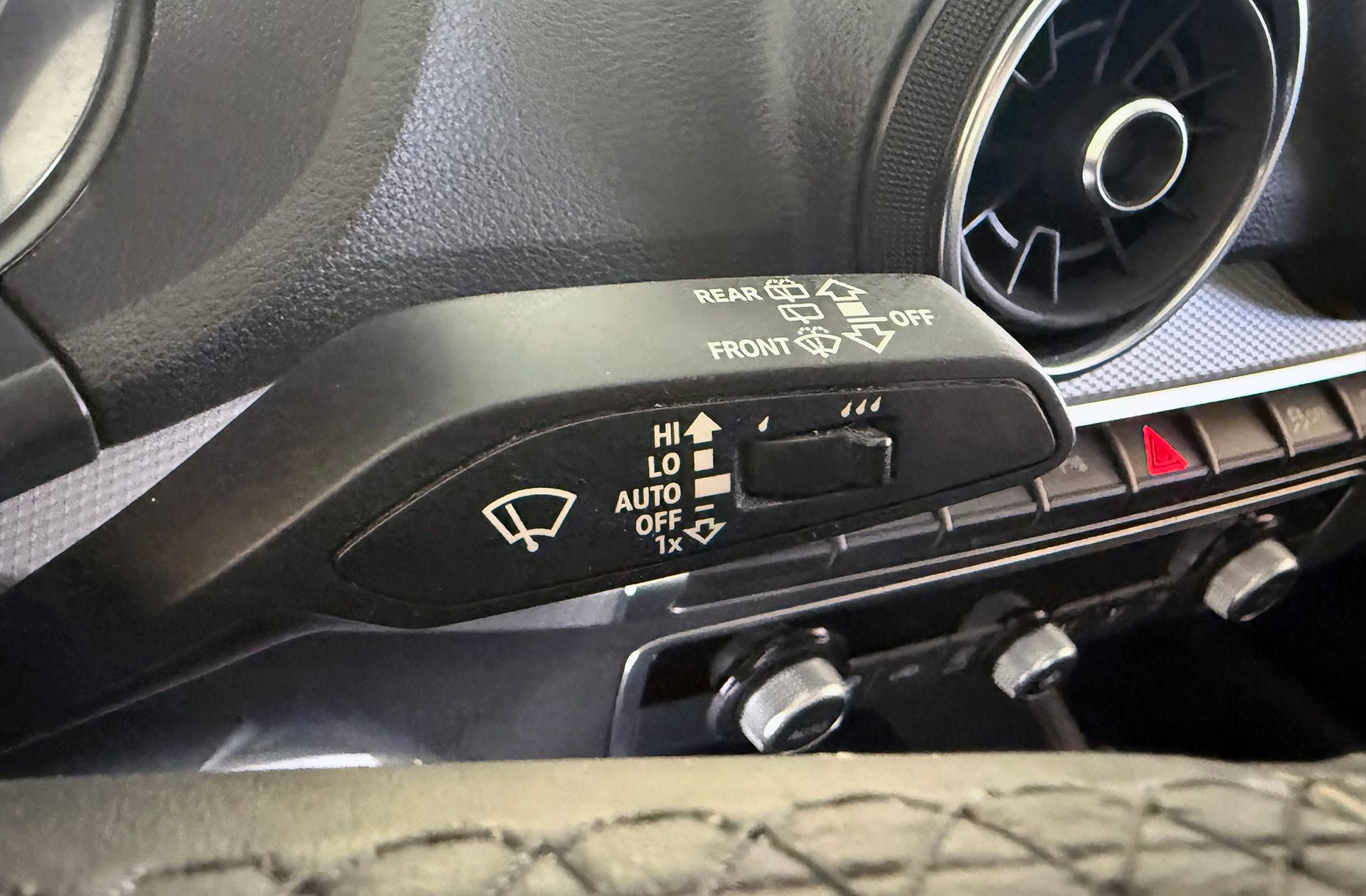 Audi Q2 Advanced 30 TFSI - foto 27