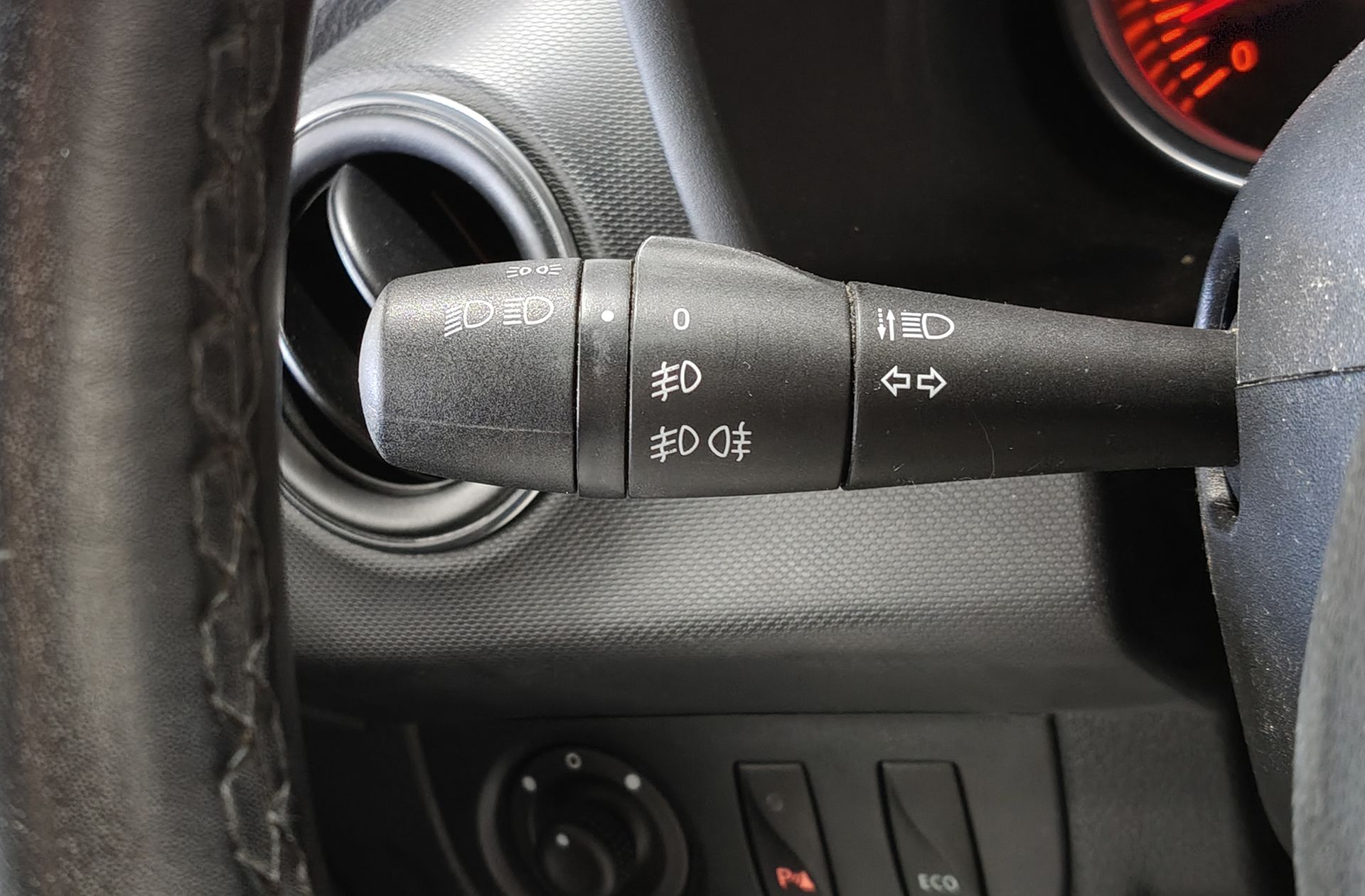 Dacia Sandero Serie Limitada Xplore TCe GLP - foto 26