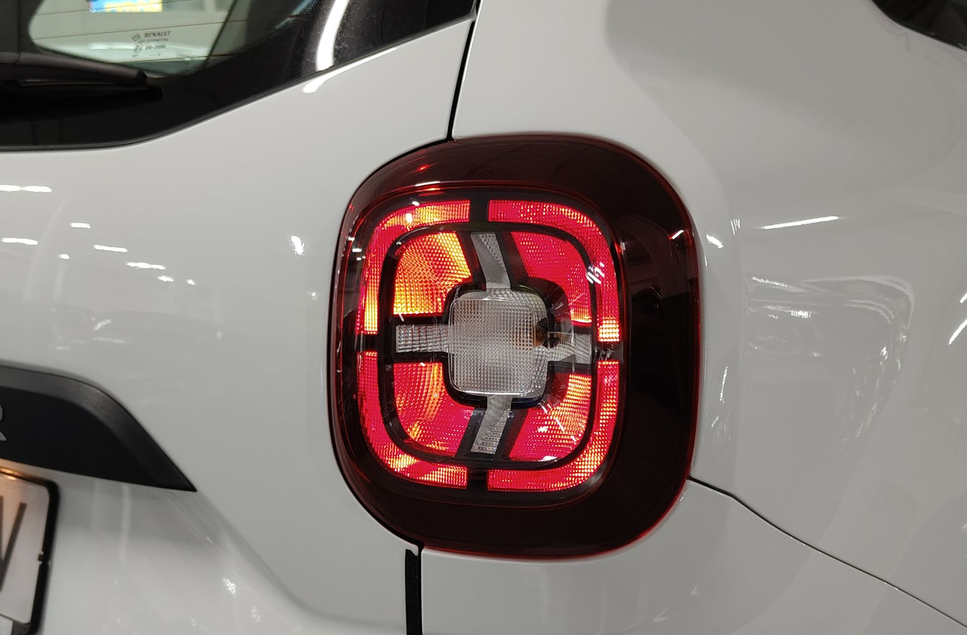 Dacia Duster Essential TCe 4x2 - foto 14