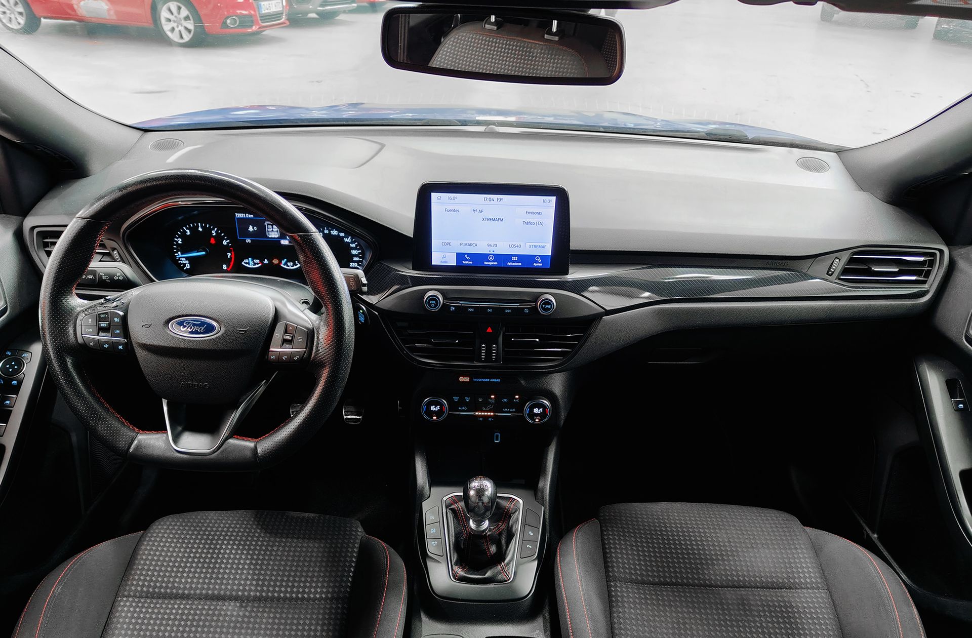 Ford Focus 1.0 EcoBoost ST-Line - foto 6