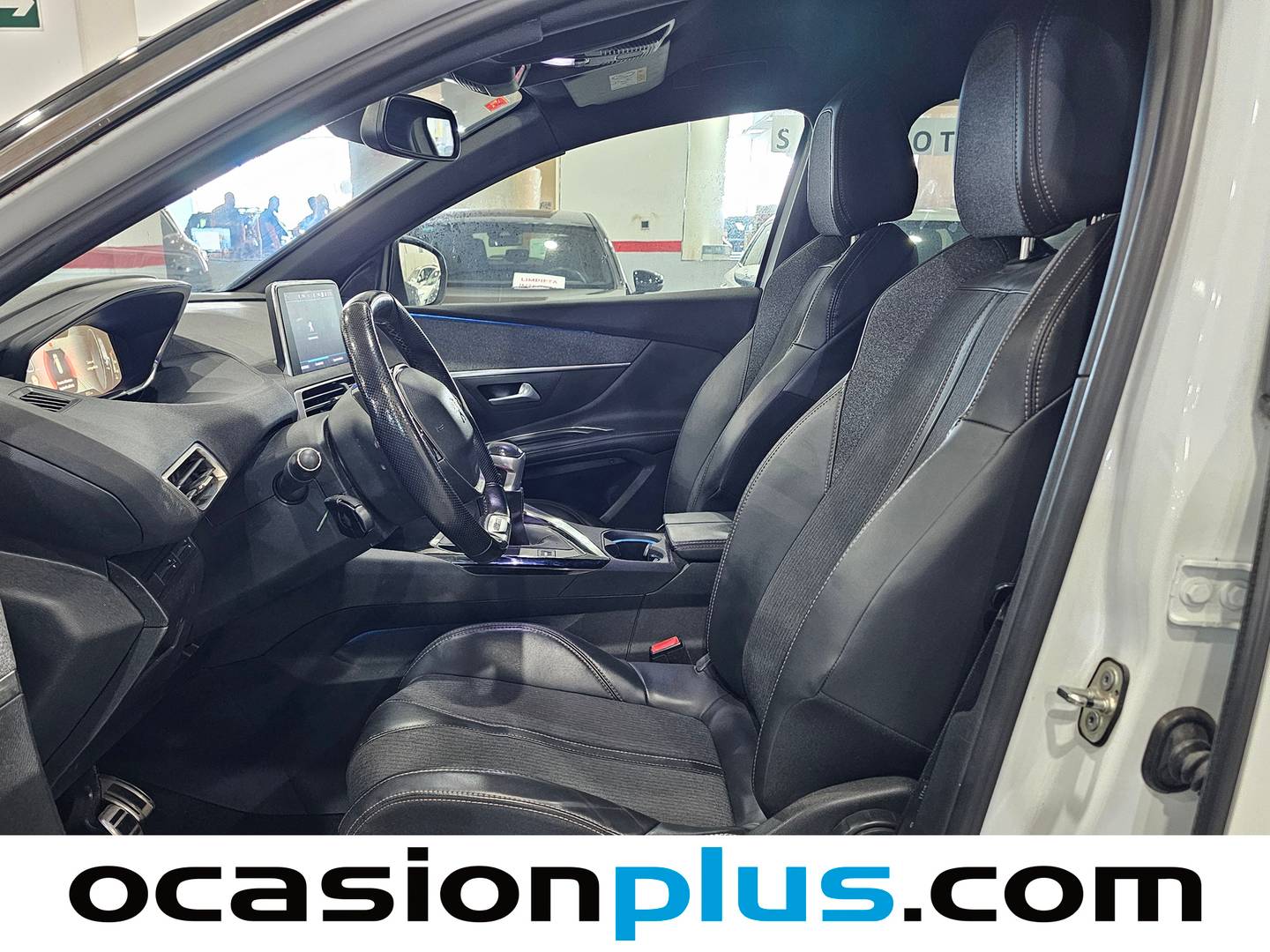 Foto asientos delanteros Peugeot 5008 Peugeot 5008 BlueHDI 150 GT-Line S&S (150 CV)