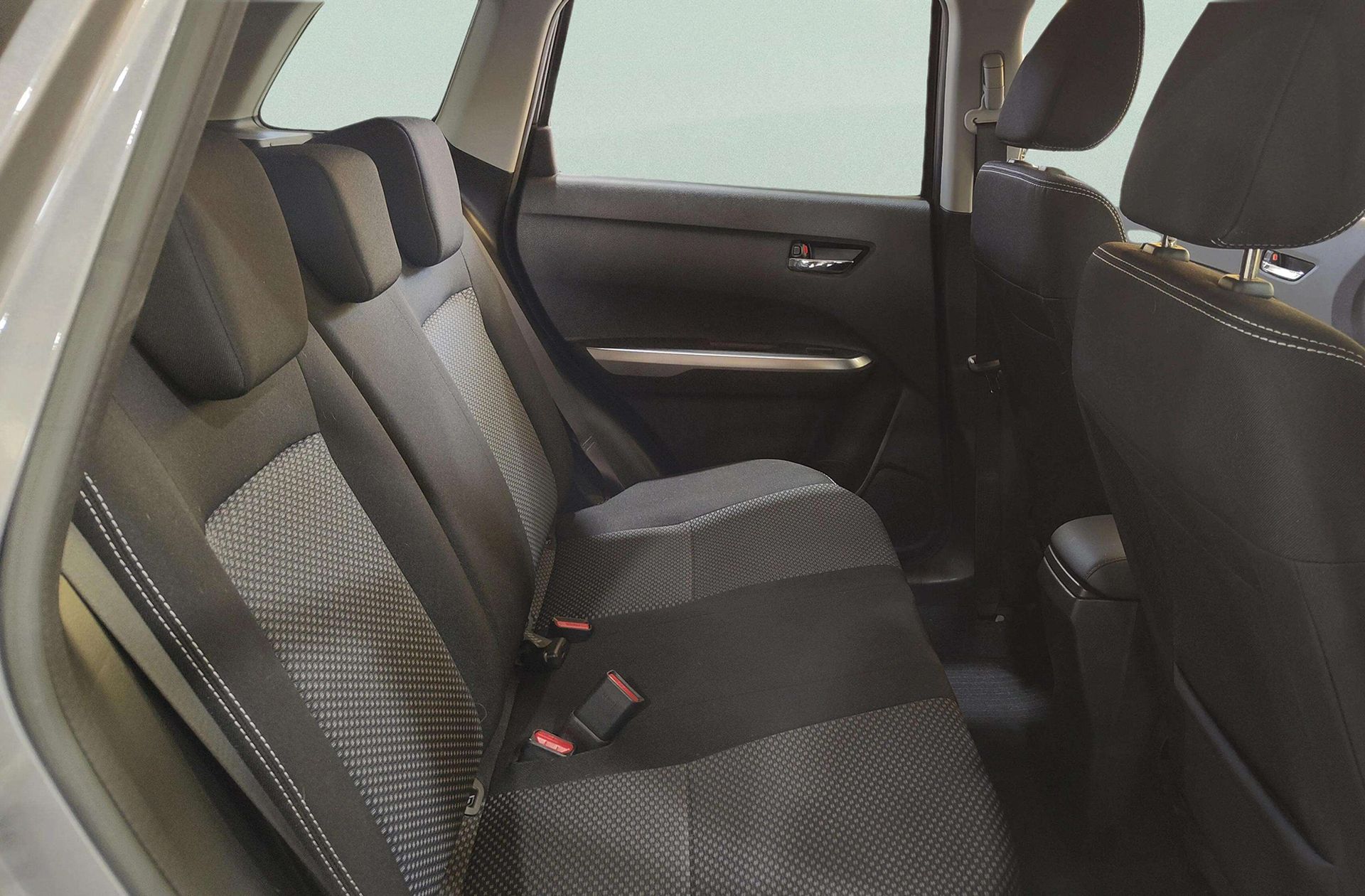 Suzuki Vitara 1.4 Turbo Mild Hybrid GLE - foto 17