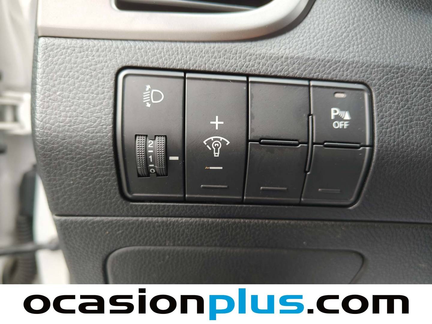 Foto Hyundai i30 Hyundai i30 1.4 Go ! (100 CV)