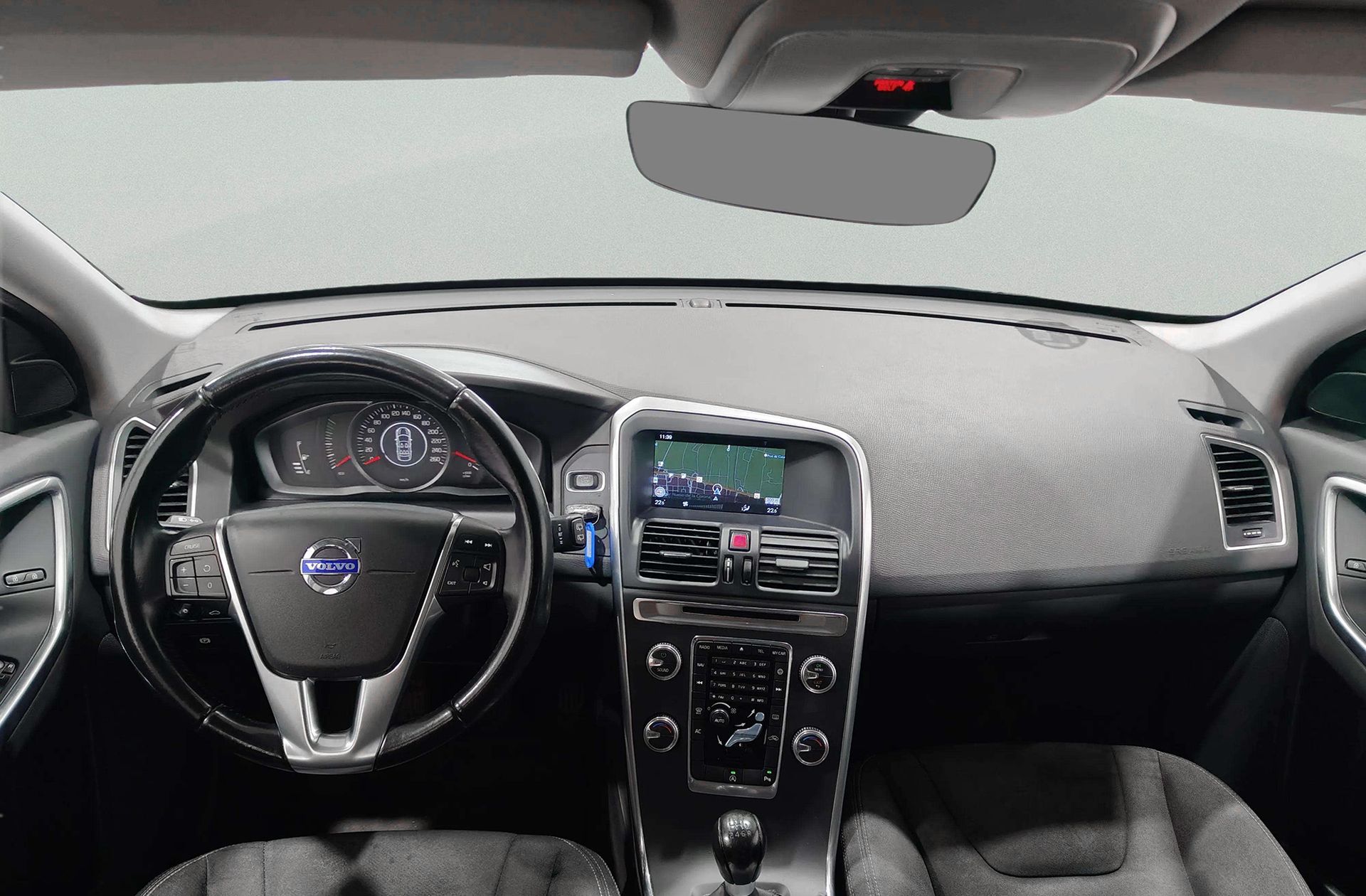 Volvo XC60 D3 Kinetic - foto 8