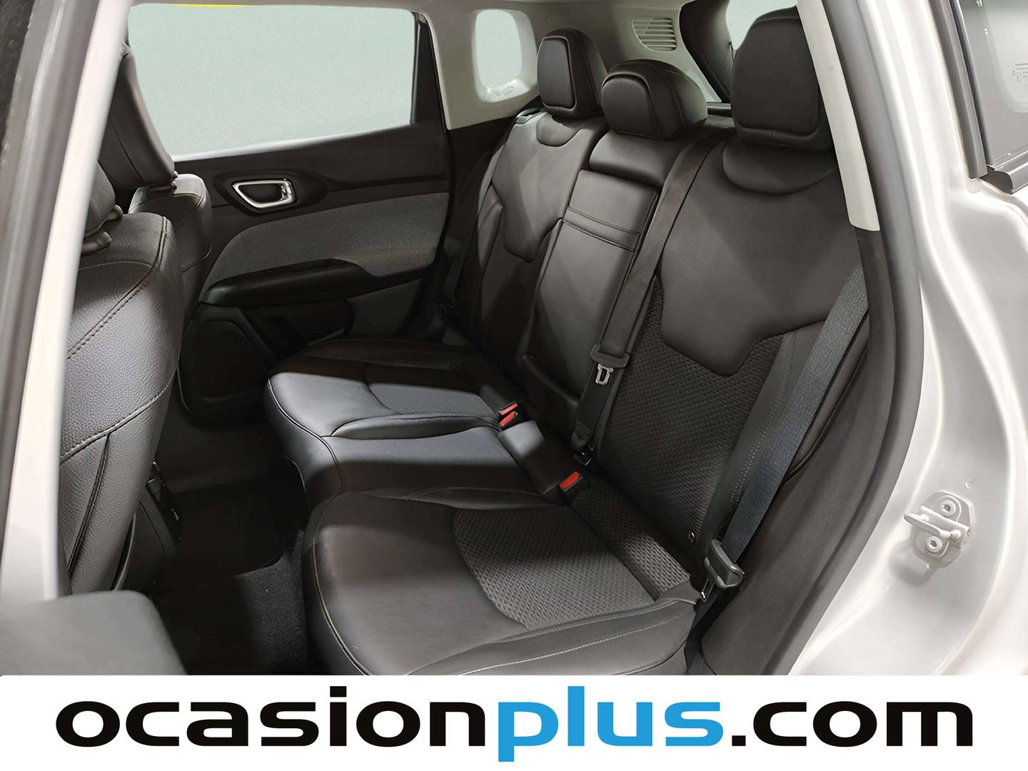 Foto asientos traseros Jeep Compass Jeep Compass 1.6 Multijet Longitude 4x2 (130 CV)
