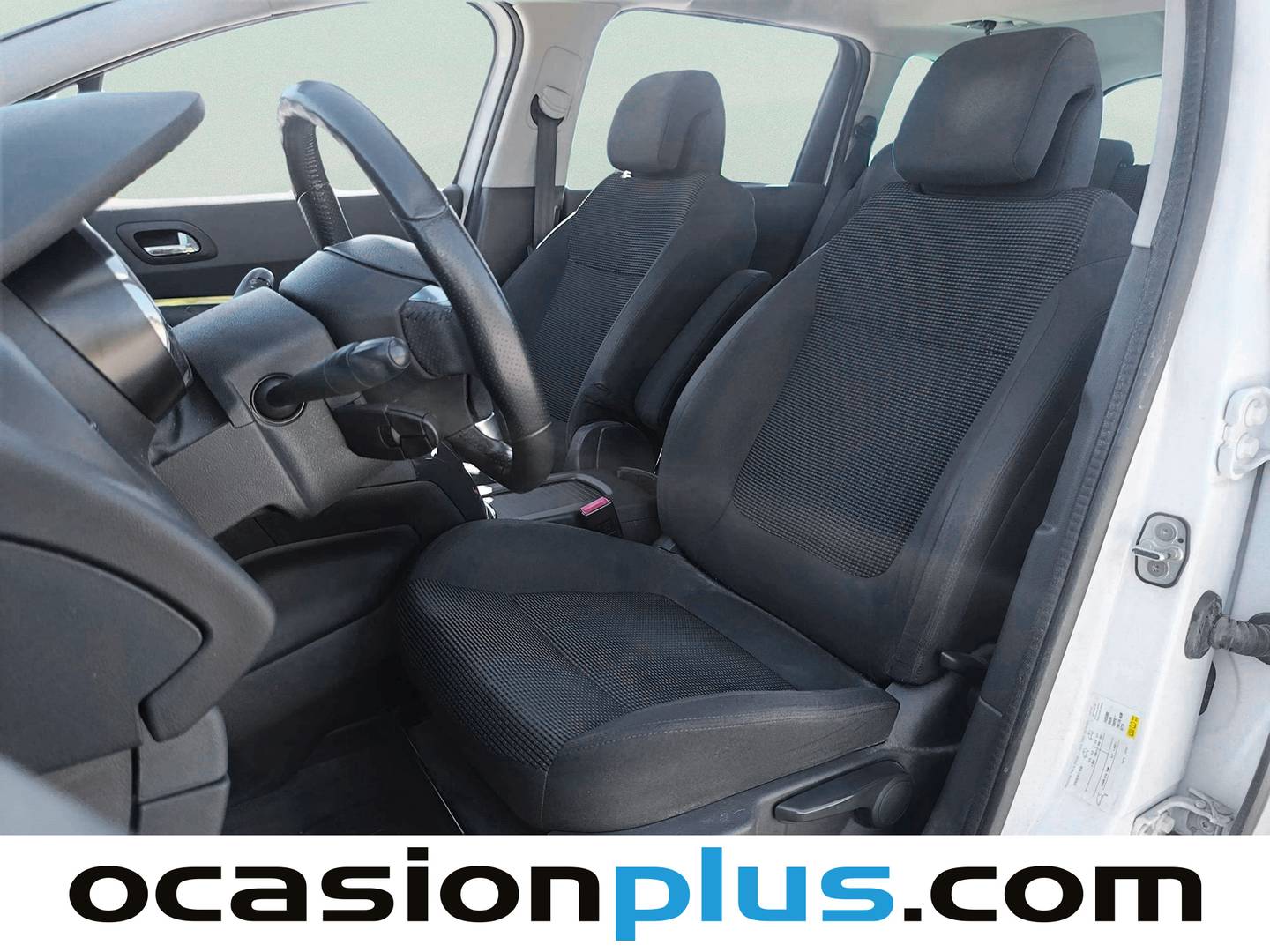 Foto asientos traseros Peugeot 5008 Peugeot 5008 Allure 1.2 PureTech S&S (130 CV) 7 Plazas