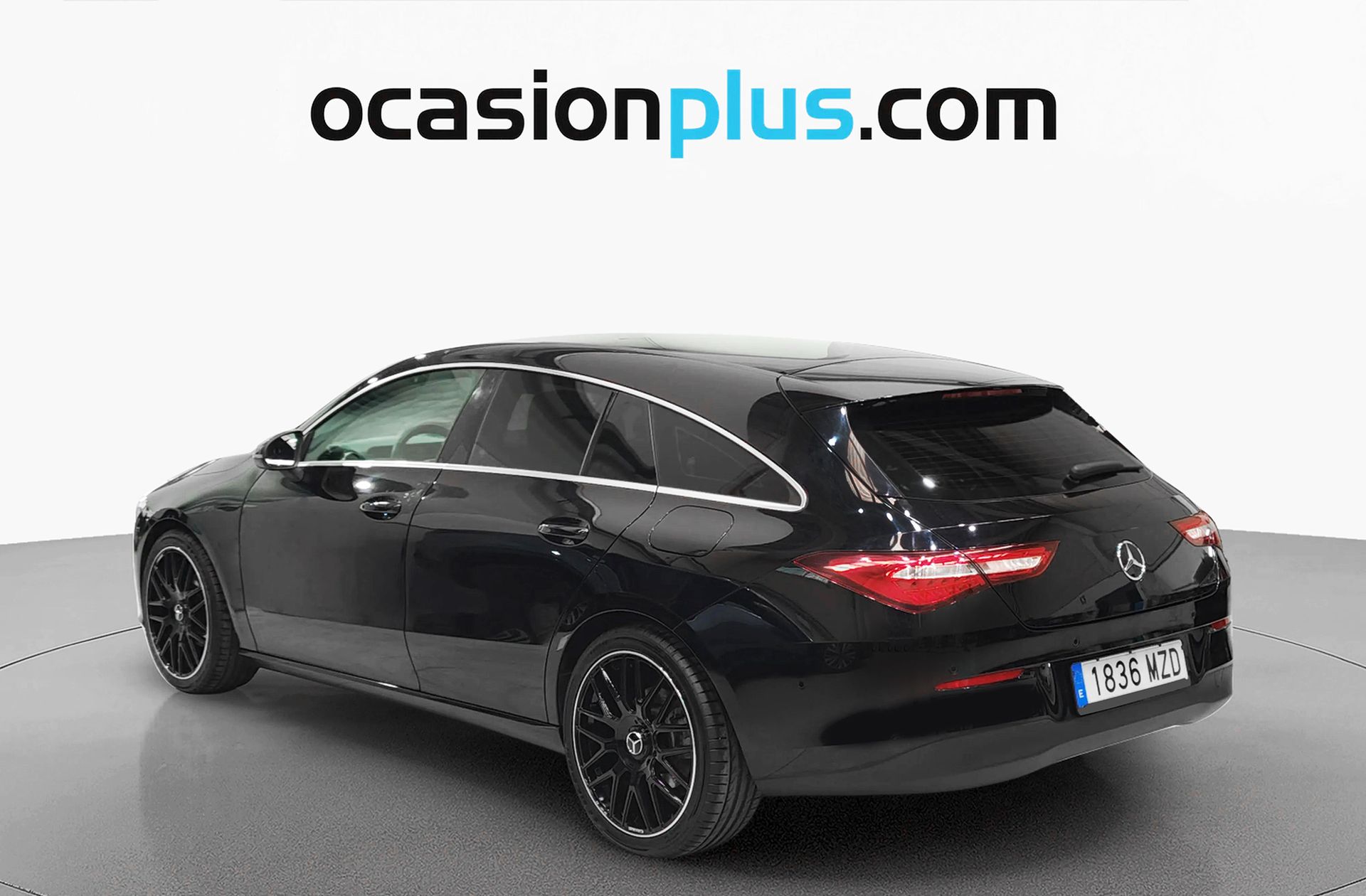 Mercedes-Benz CLA Shooting Brake 180 - foto 3