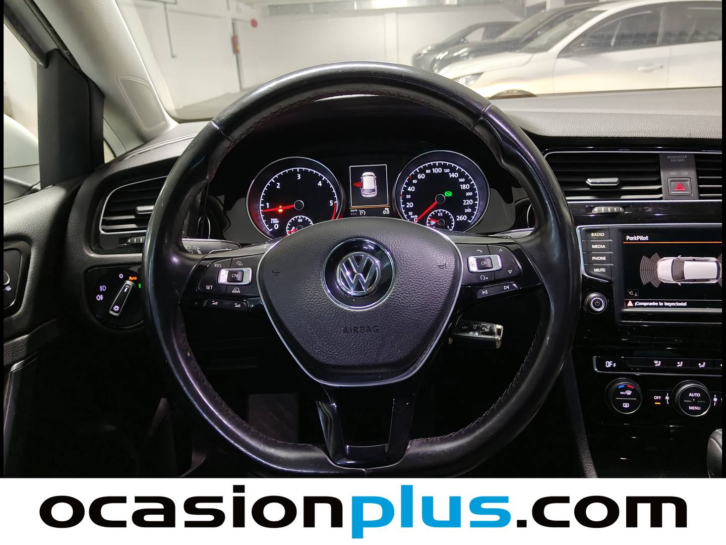 Foto Volkswagen Golf Volkswagen Golf Sport 1.6 TDI BMT (110 CV) DSG Pack R-Line