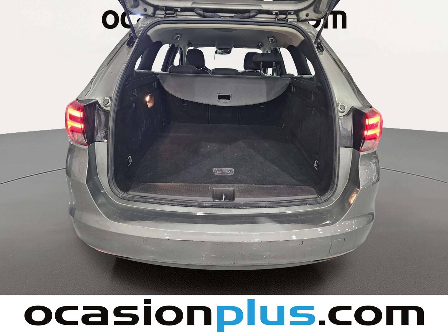 Fotos maletero Opel Astra Opel Astra Sports Tourer 1.2 Turbo SHR Elegance (145 CV)