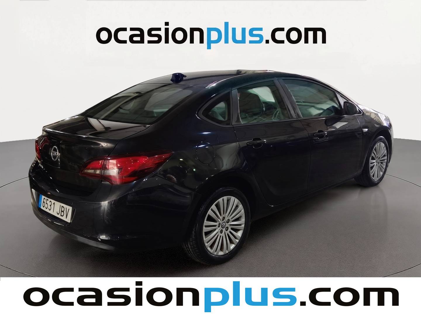 Foto trasera Opel Astra Opel Astra 1.6 Sedan Selective (115 CV) derecha
