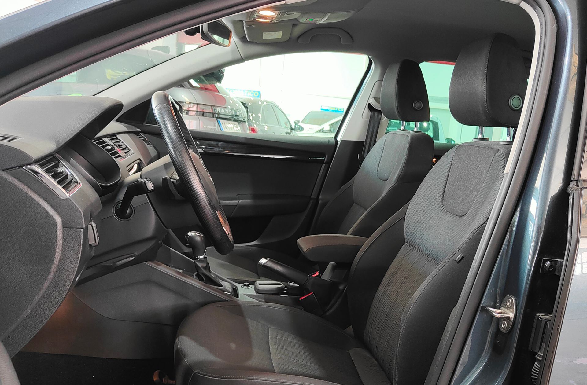 Škoda Octavia 1.4 TSI Style DSG - foto 10