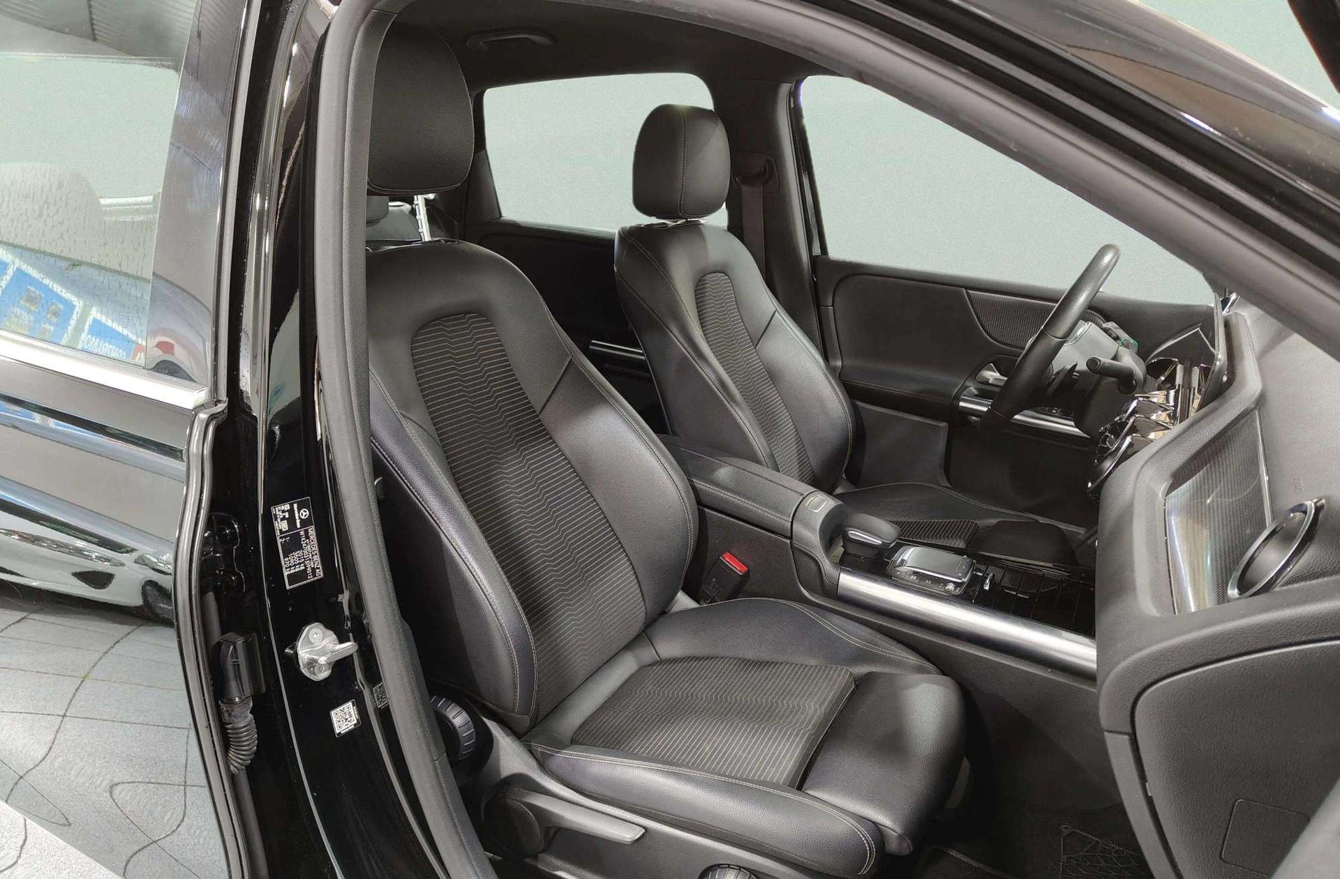 Mercedes-Benz Clase B B 180 d - foto 21