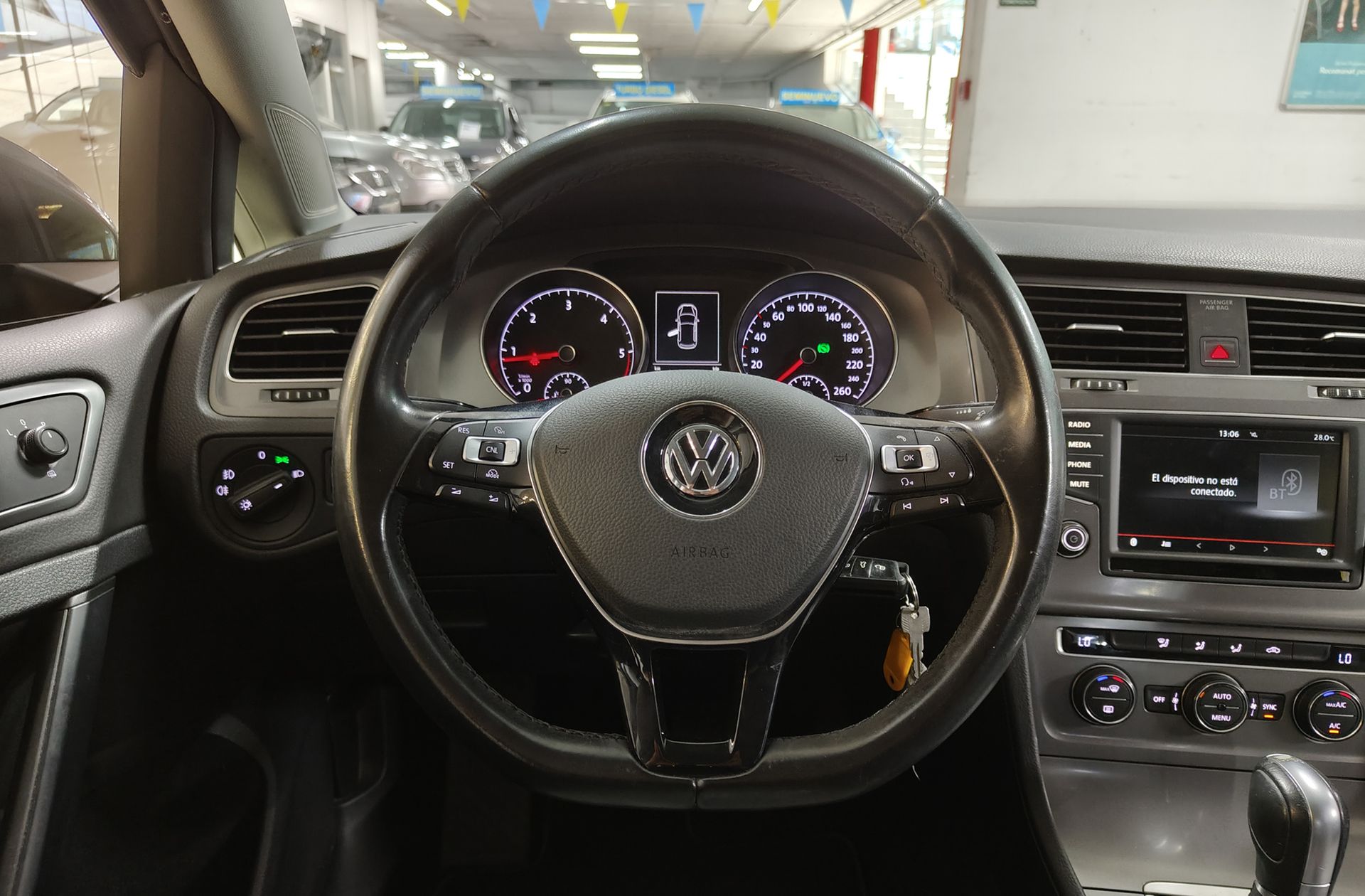 Volkswagen Golf Business 1.6 TDI BMT DSG - foto 19