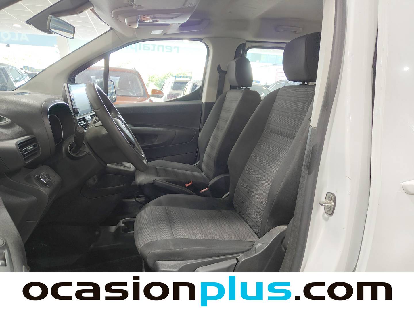 Foto Opel Combo Life Opel Combo Life 1.5 TD S&S Edition Plus L (102 CV)