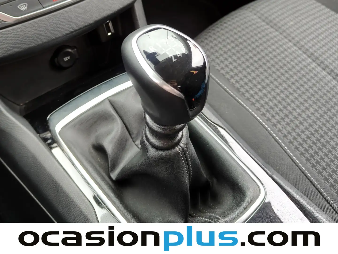 Foto Peugeot 308 Peugeot 308 Active Pack BlueHDi S&S (130 CV)