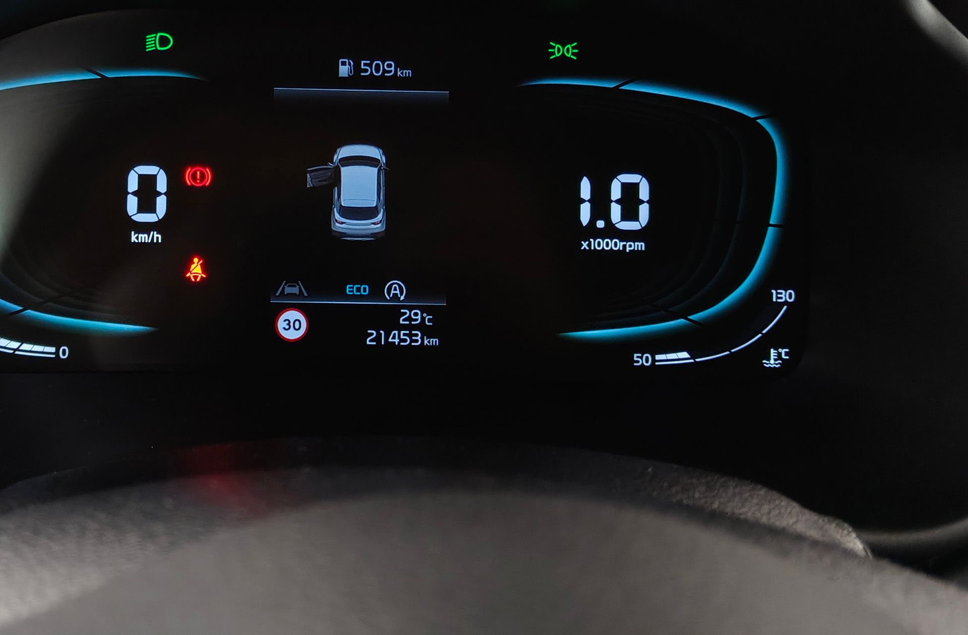 Kia Stonic 1.0 T-GDi MHEV Concept - foto 11