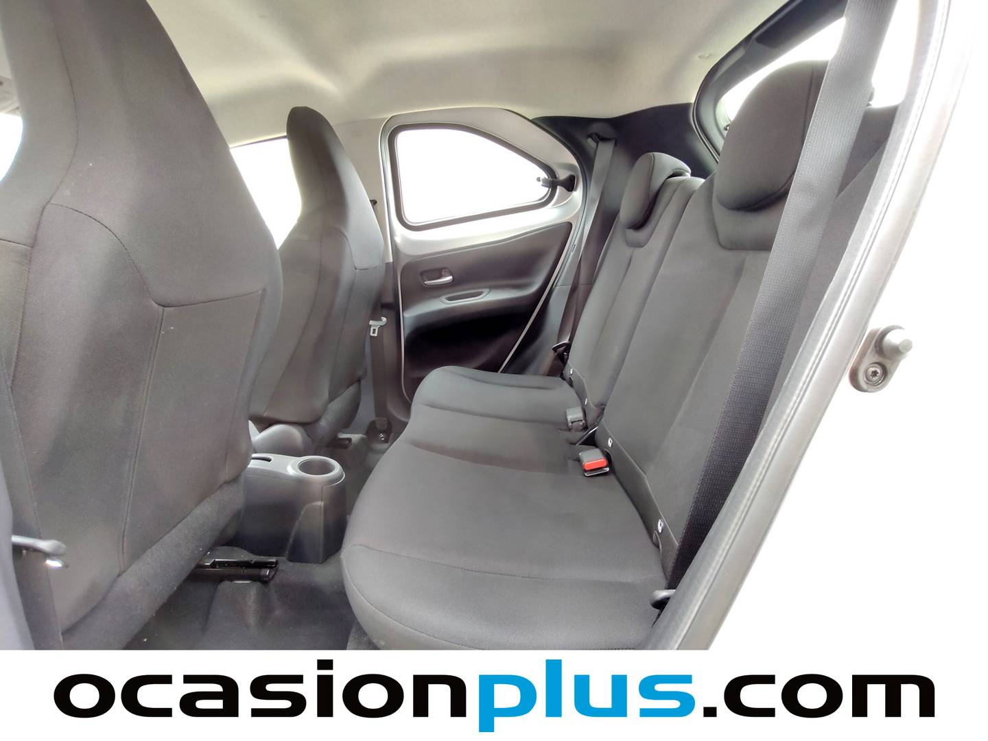 Foto Toyota Aygo X Cross Toyota Aygo X Cross 1.0 VVT-I Play  (72 CV)