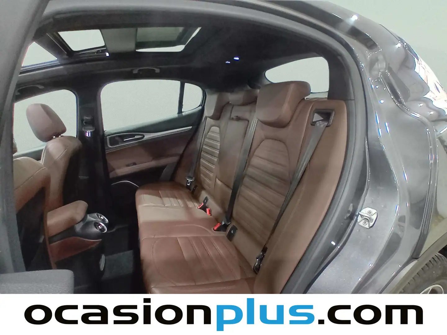 Foto Alfa Romeo Stelvio Alfa Romeo Stelvio 2.0 Turbo Speciale AWD (280 CV)