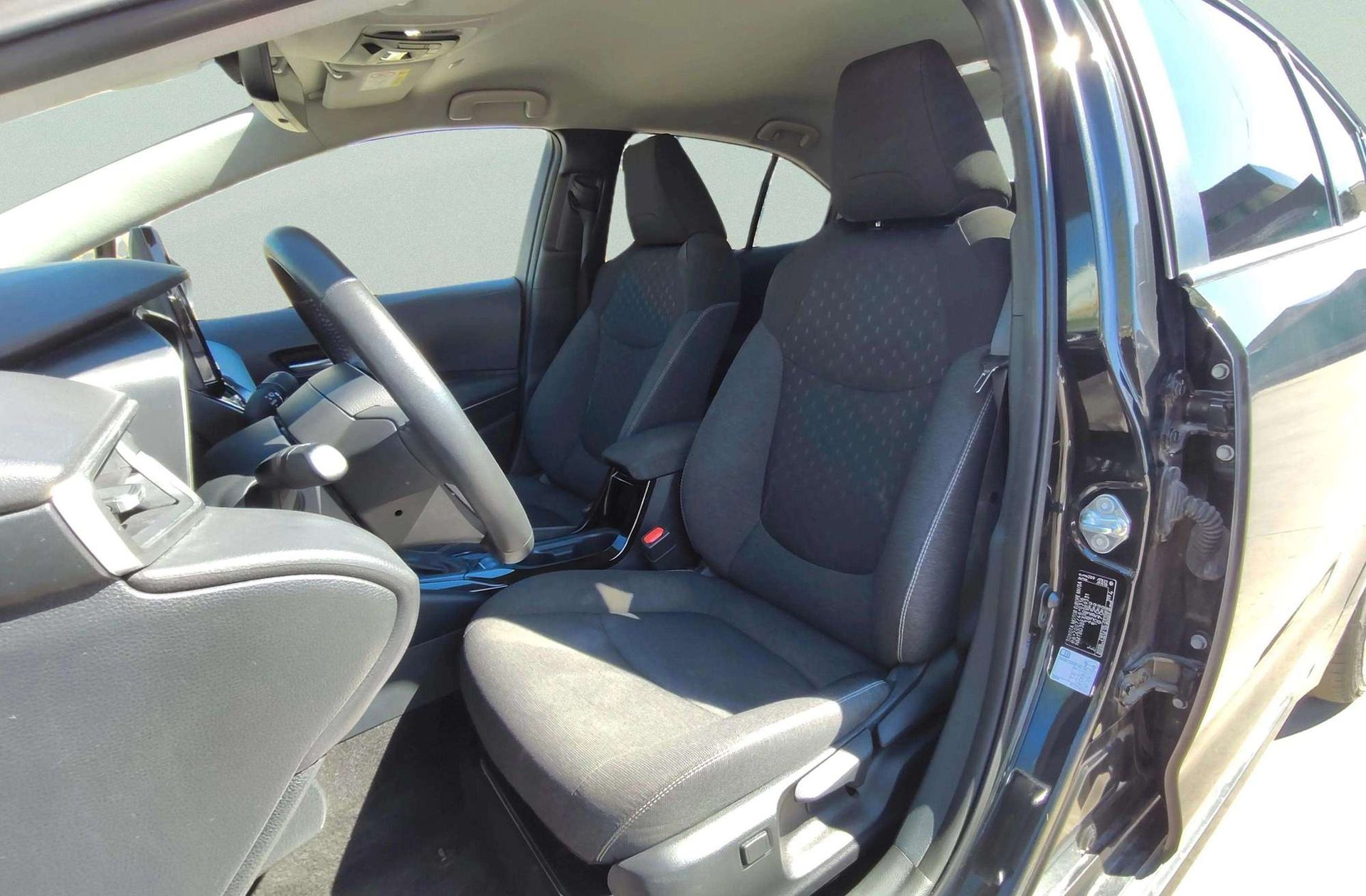 Toyota Corolla 140H Style - foto 12
