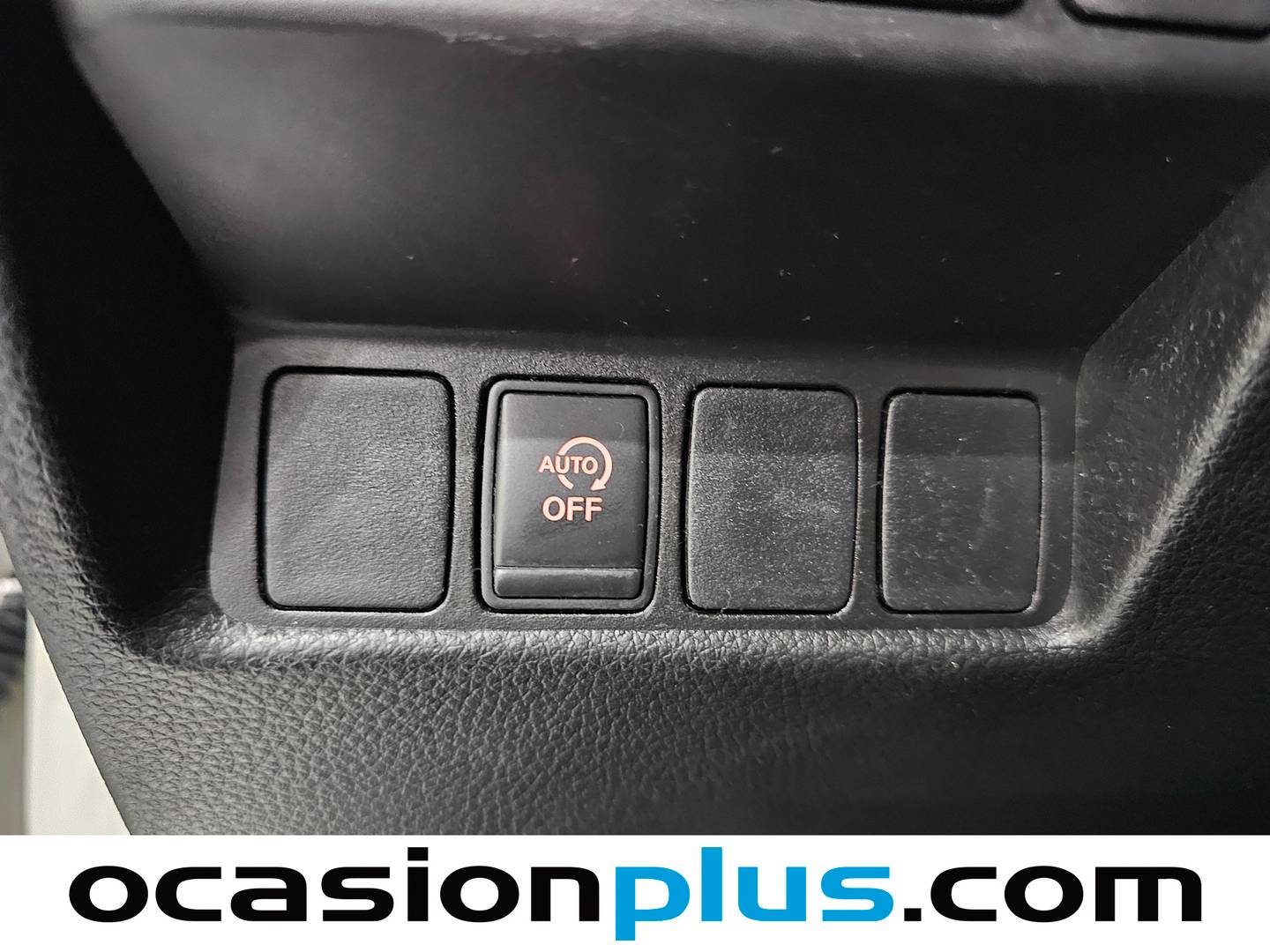 Foto Nissan QASHQAI Nissan Qashqai DIG-T 140 N-Connecta 4x2 (140 CV)