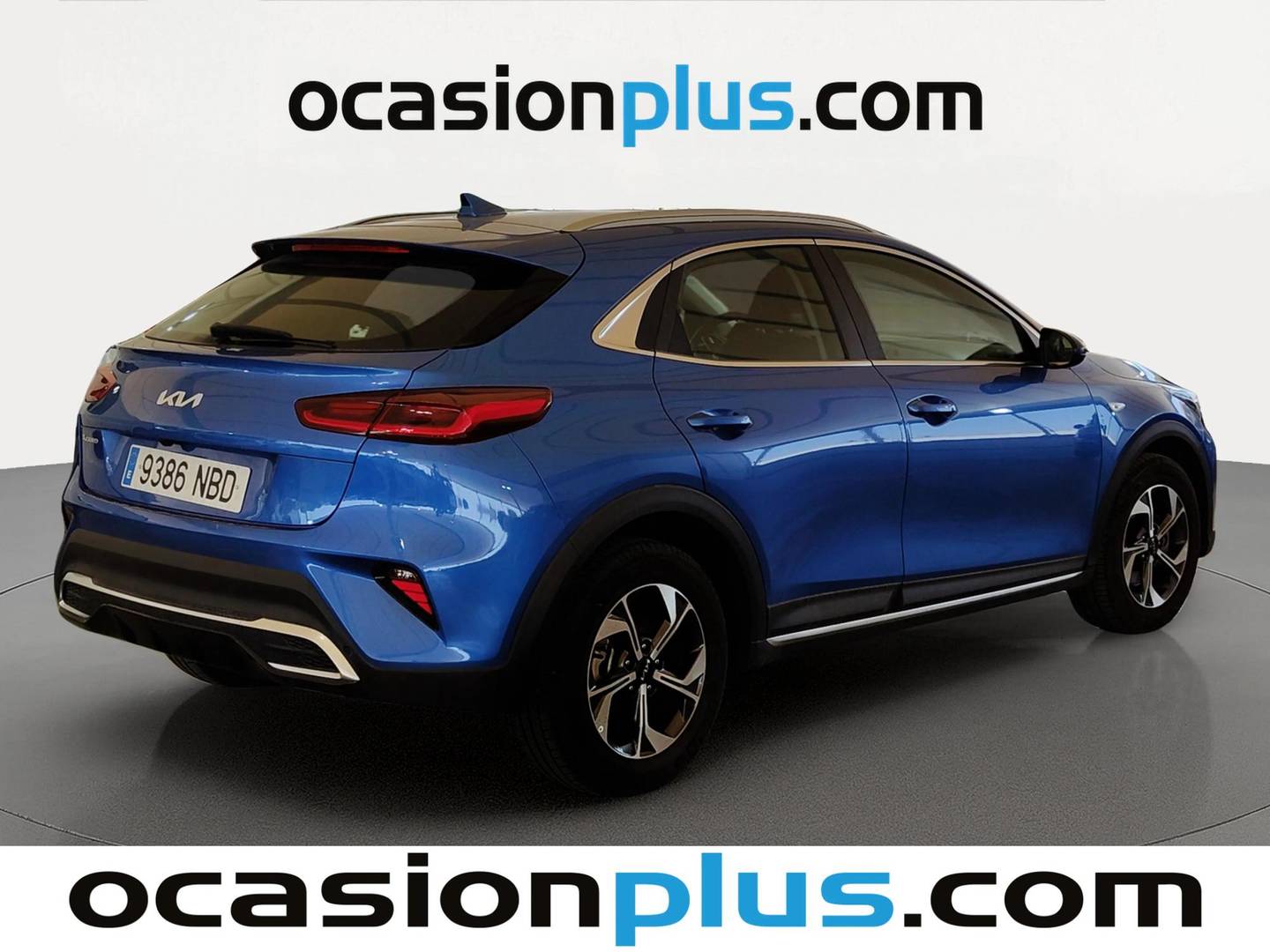 Foto trasera KIA XCeed KIA XCeed 1.0 T-GDi Drive (100 CV) derecha