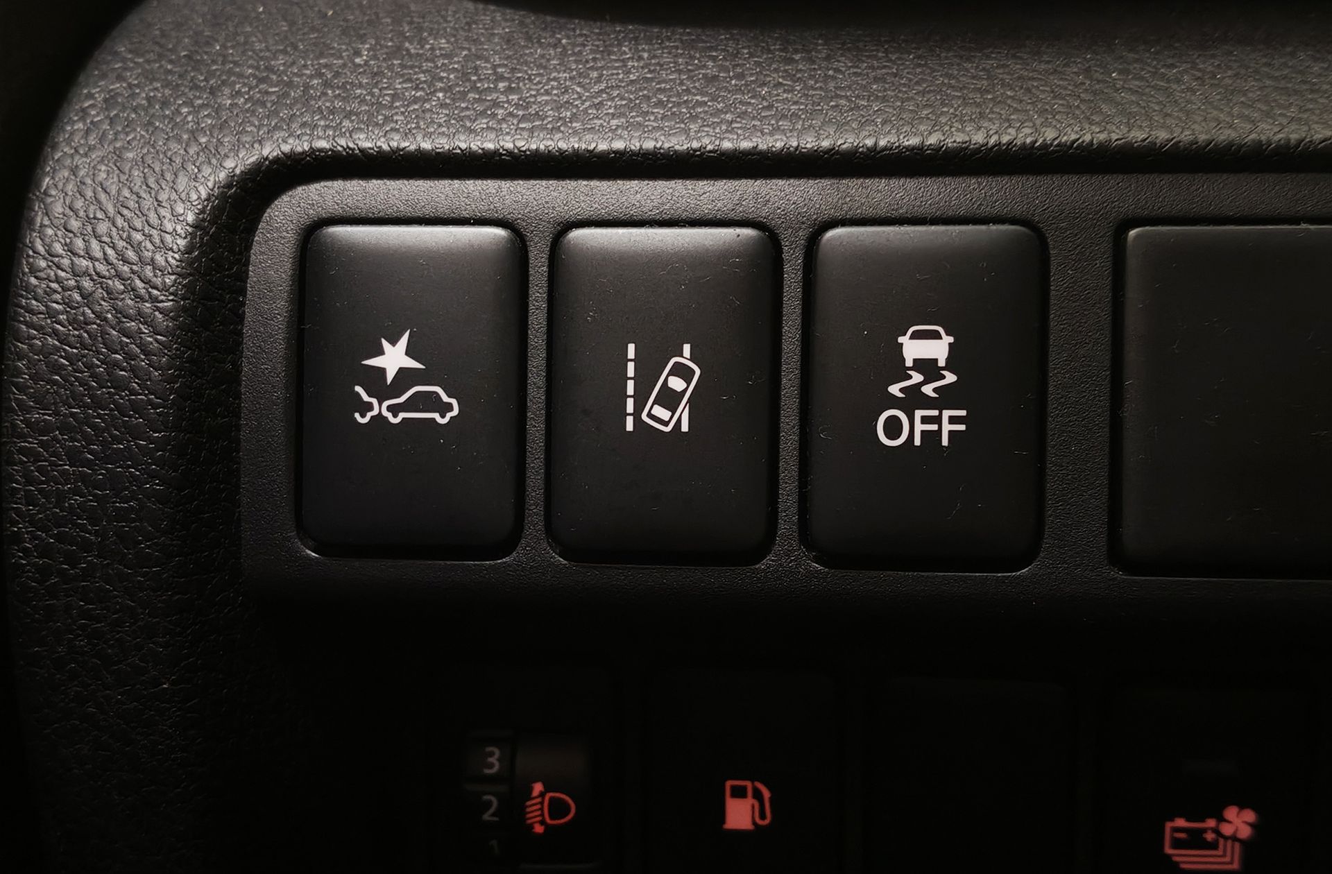 Mitsubishi Eclipse Cross 2.4 PHEV Kaiteki 4WD - foto 19
