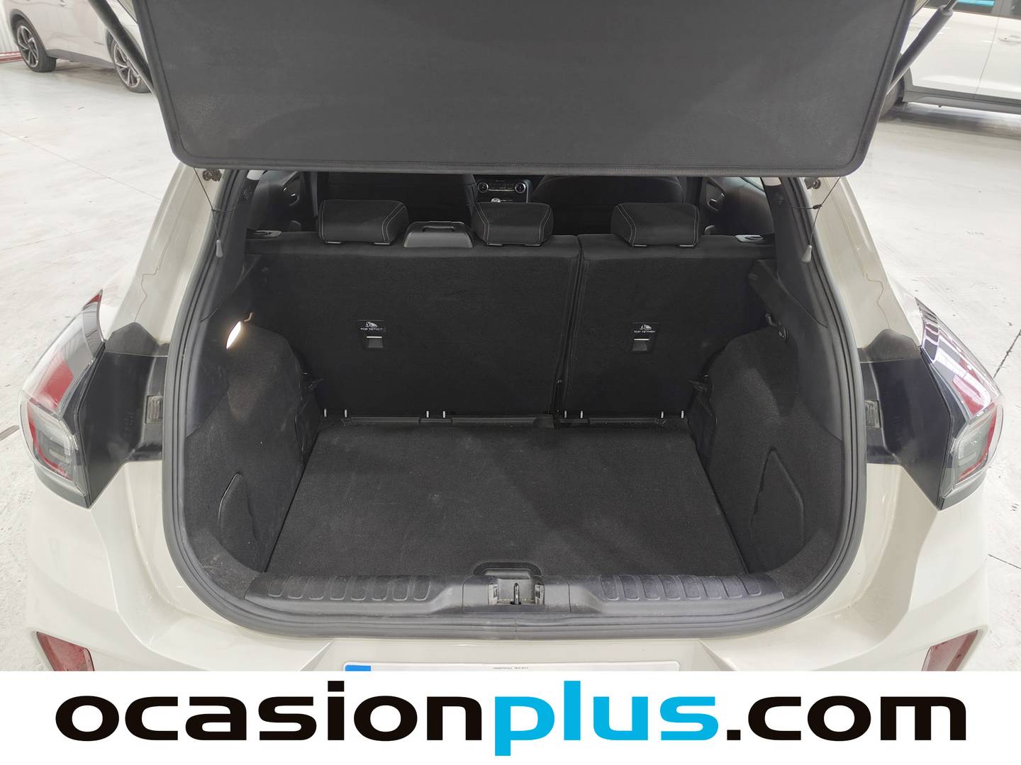 Foto Ford Puma Ford Puma 1.5 Ecoblue Titanium  (120 CV)