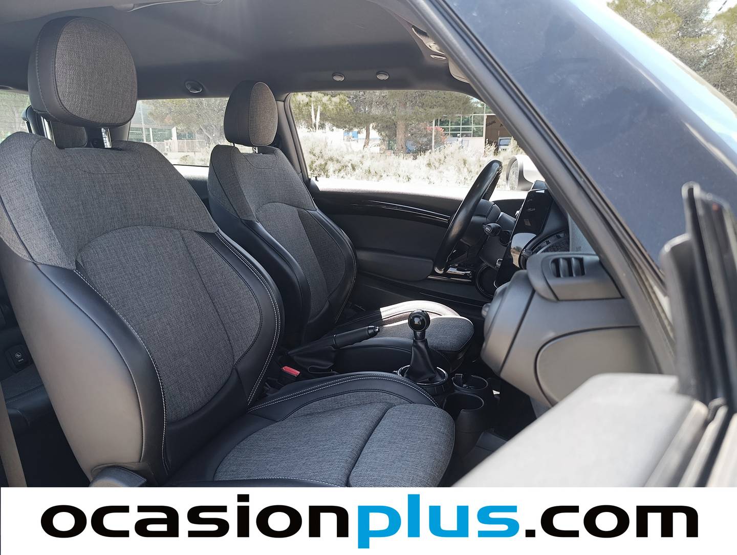 Equipamiento del Mini MINI Mini MINI Cooper SD (170 CV)