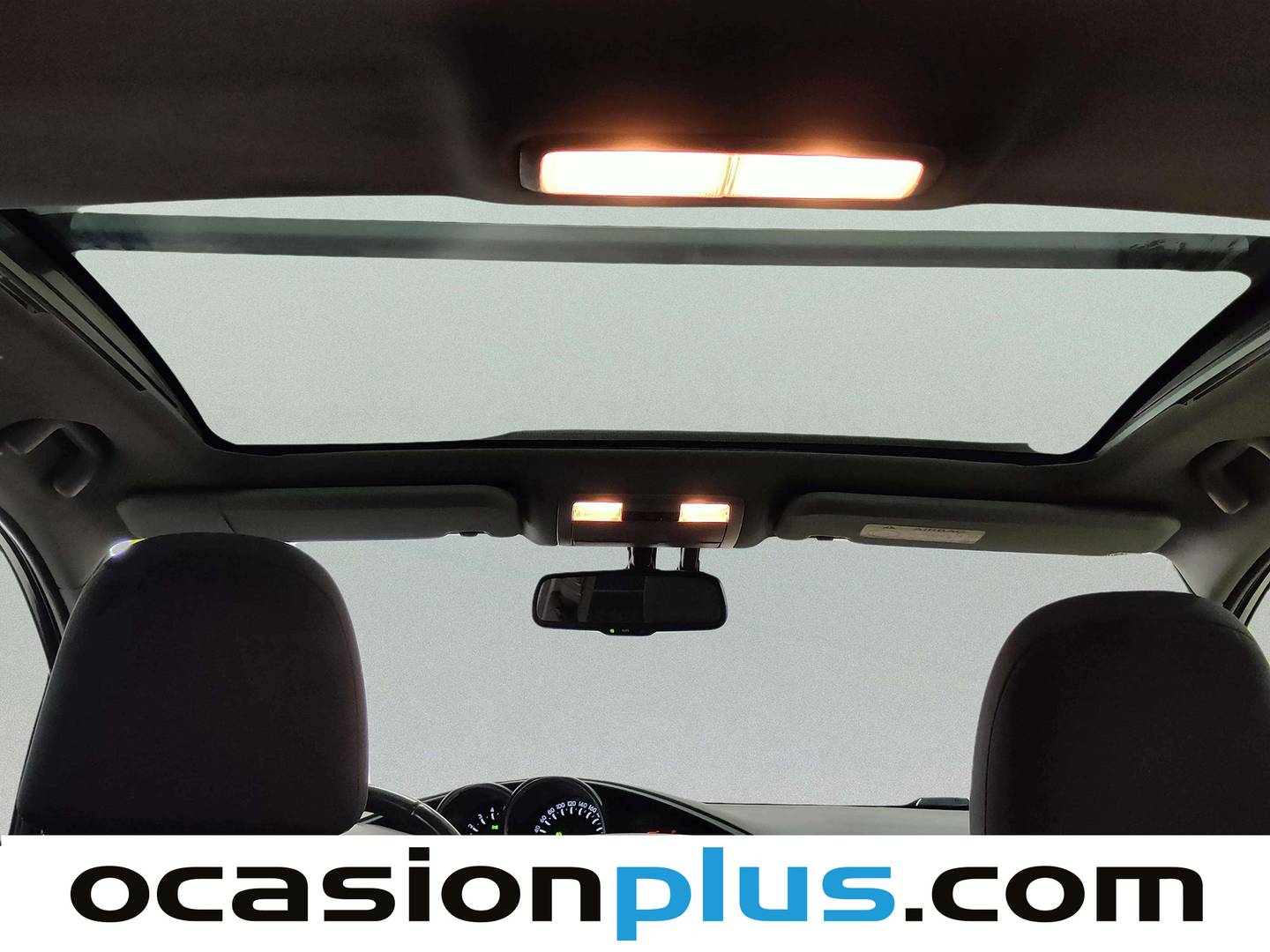 Extras y acabados del Toyota Verso Toyota Verso 115D Advance (112 CV) 7 Plazas